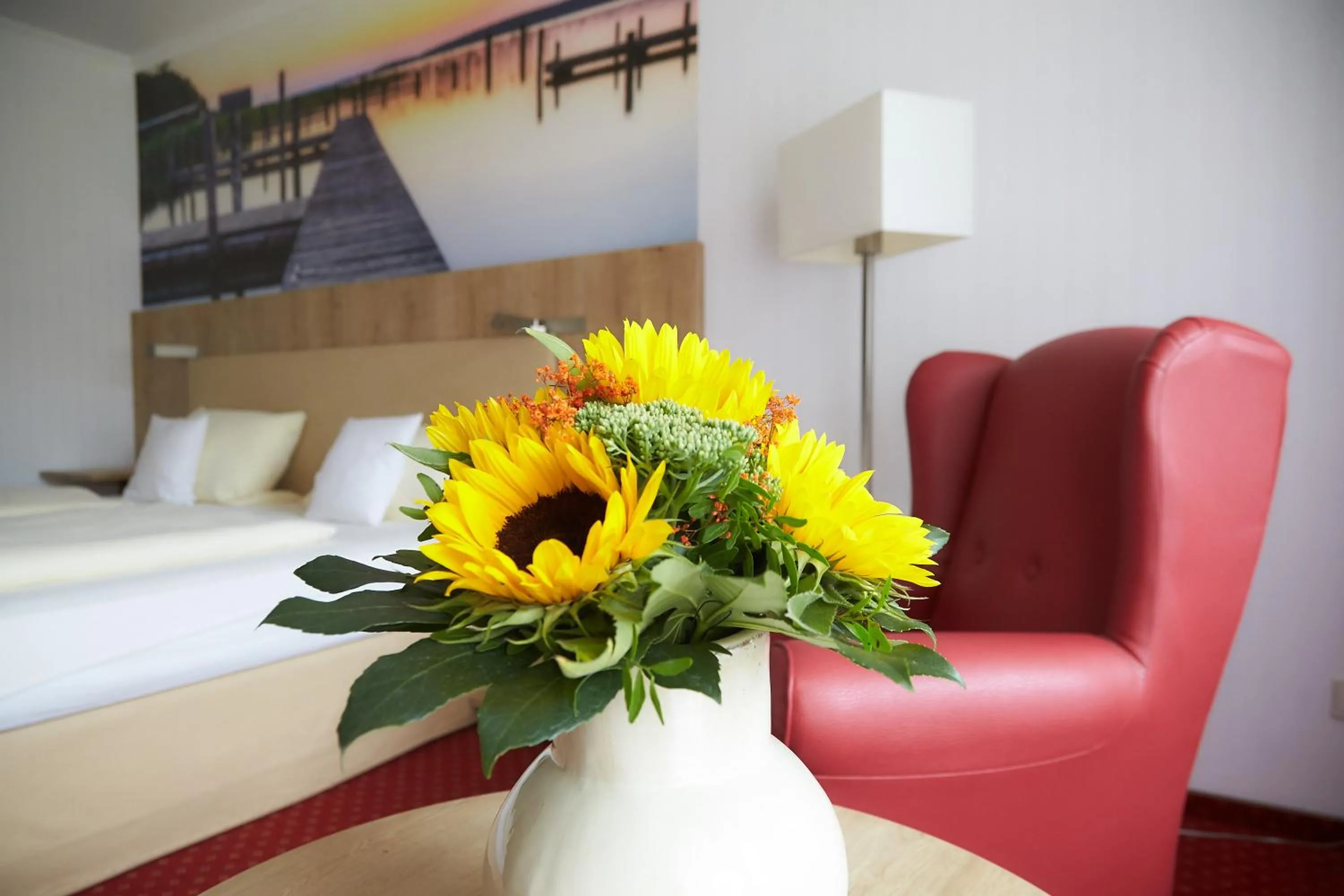 Bedroom, Bed in Flairhotel Hubertus