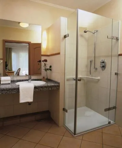 Shower in Flairhotel Hubertus