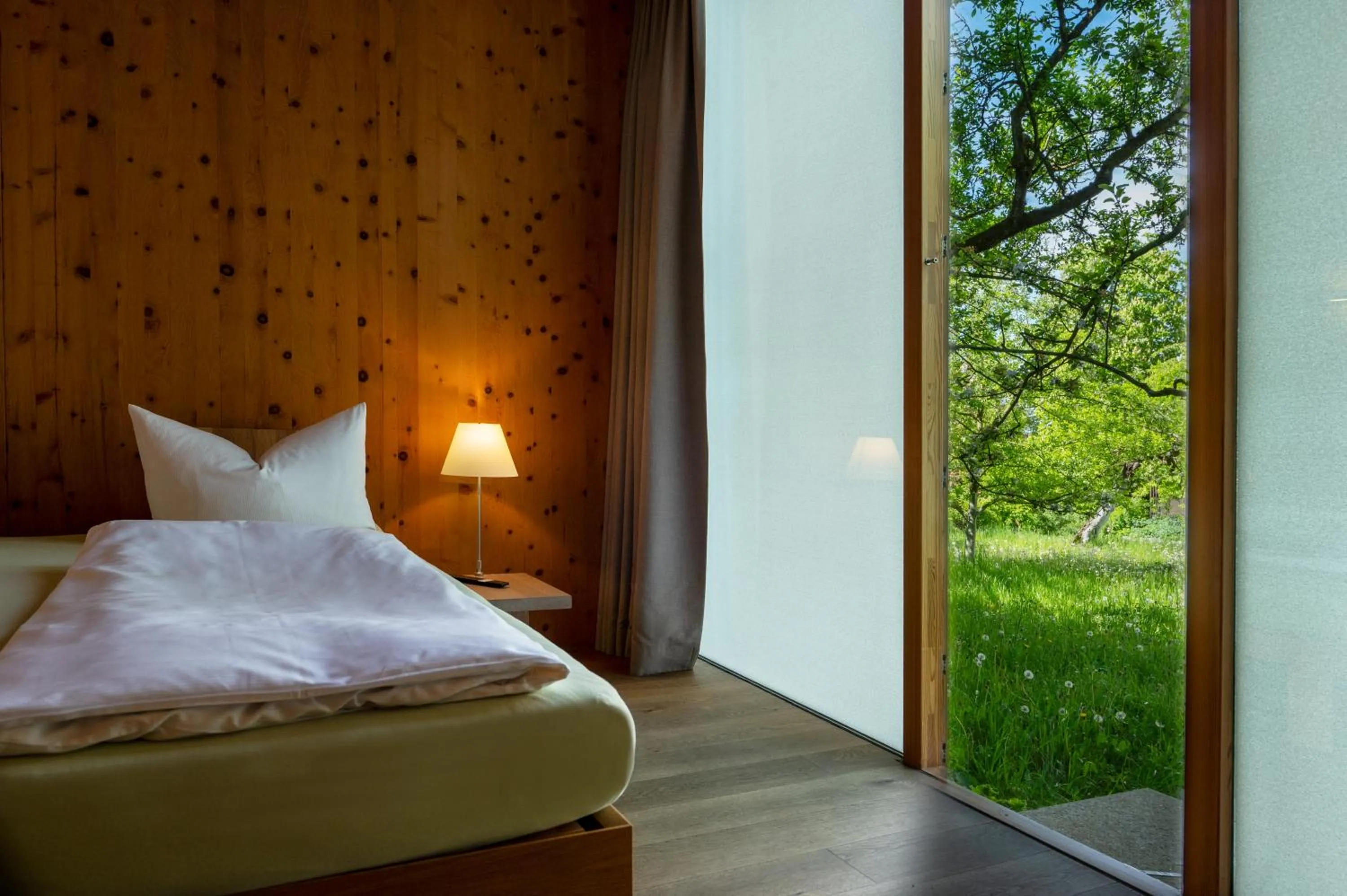 Bed in Hörger Biohotel und Tafernwirtschaft