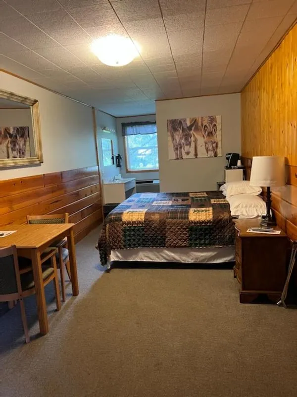 Bed in Springcreek Inn