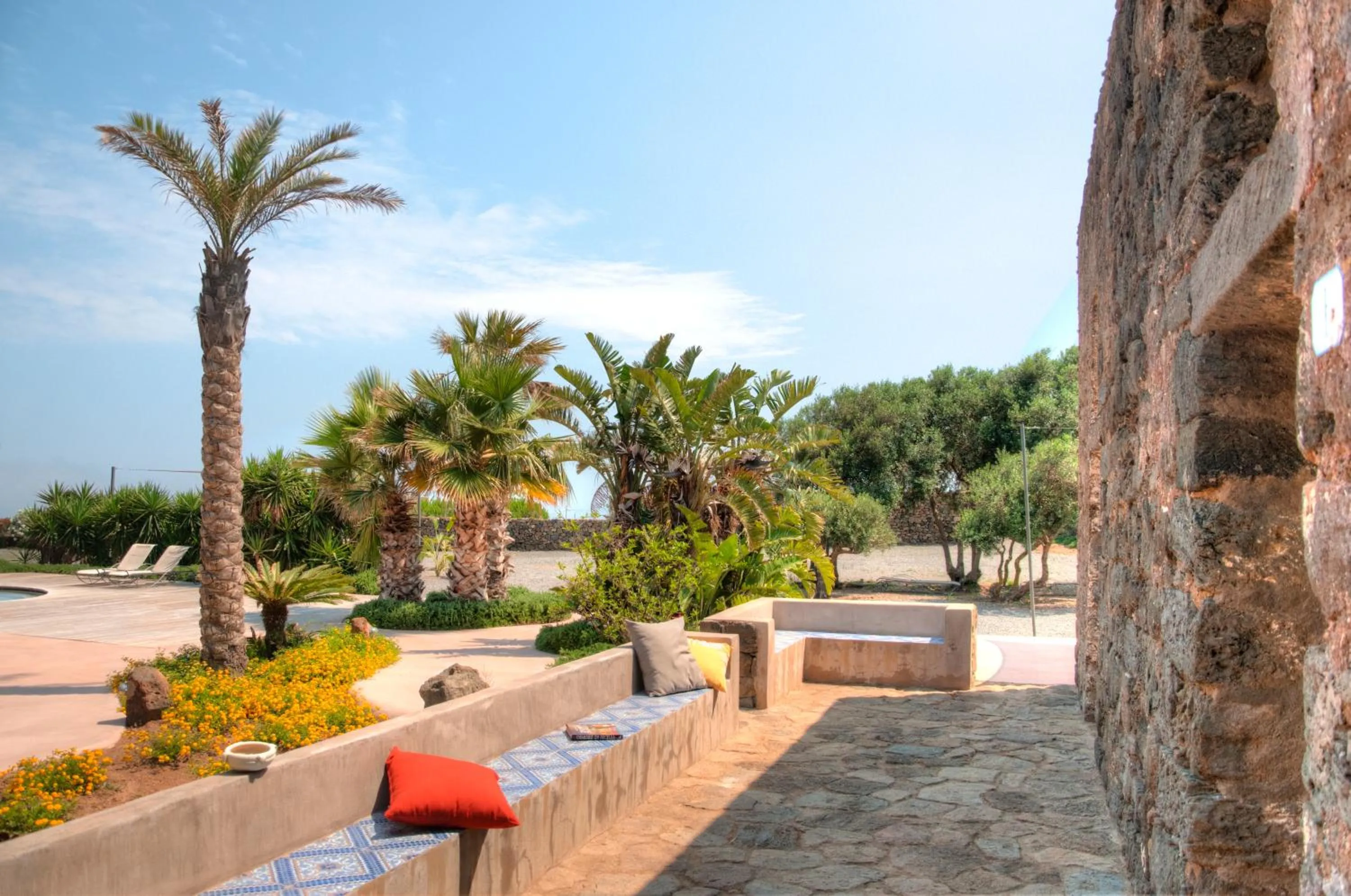 Garden in Resort Acropoli