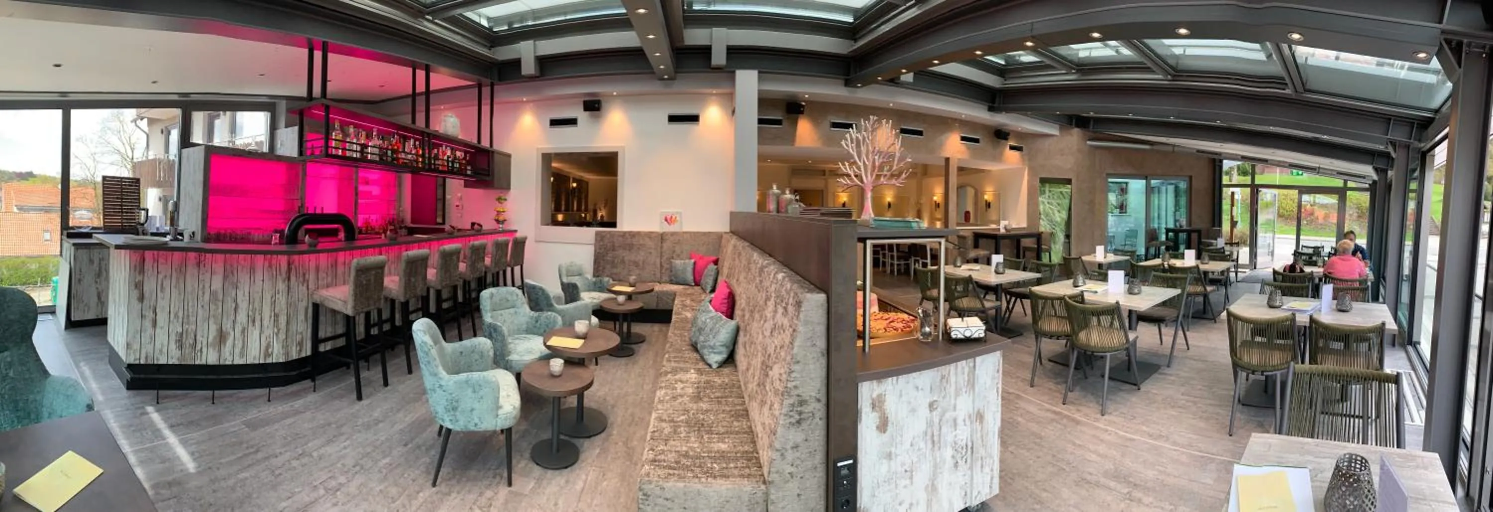 Restaurant/places to eat in Walpurgishof