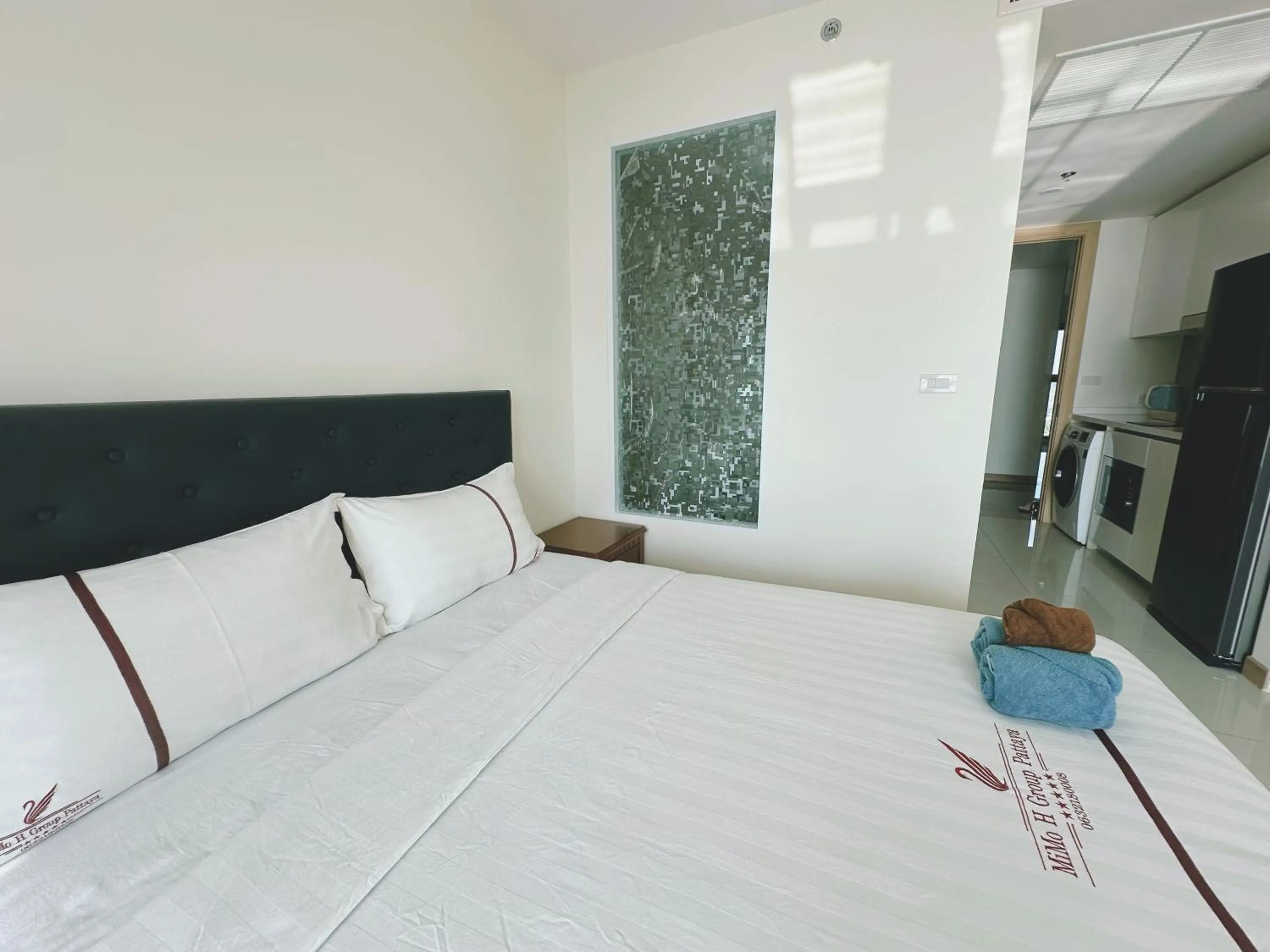 Bed in Riviera Jomtien by Daisy Pattaya