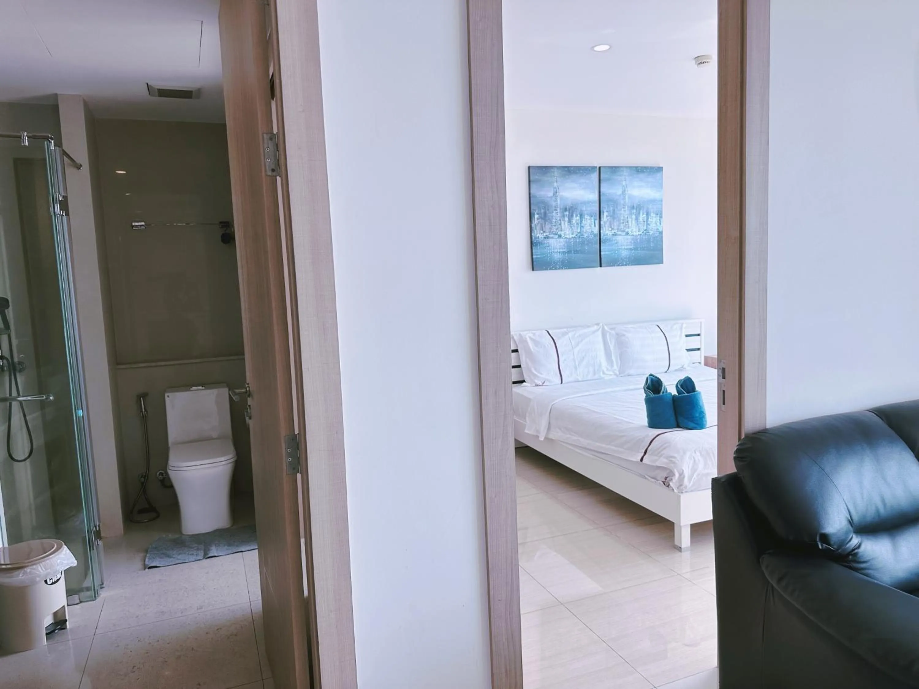 Bed in Riviera Jomtien by Daisy Pattaya