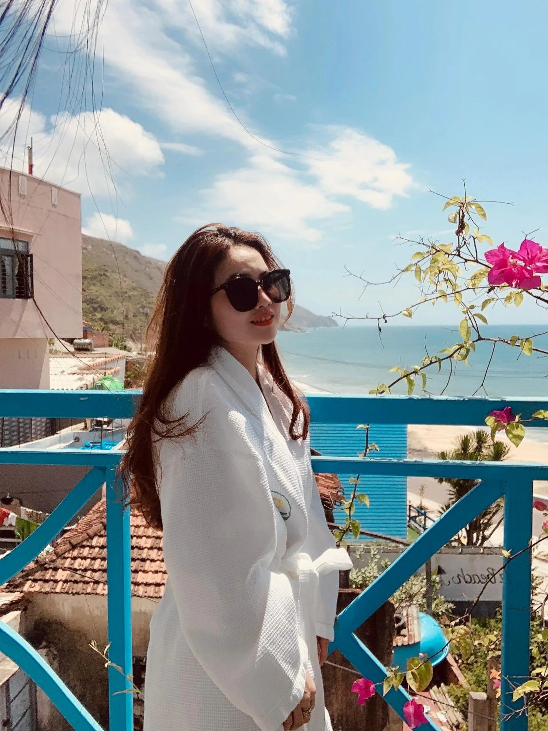 People in Chai Village Hotel