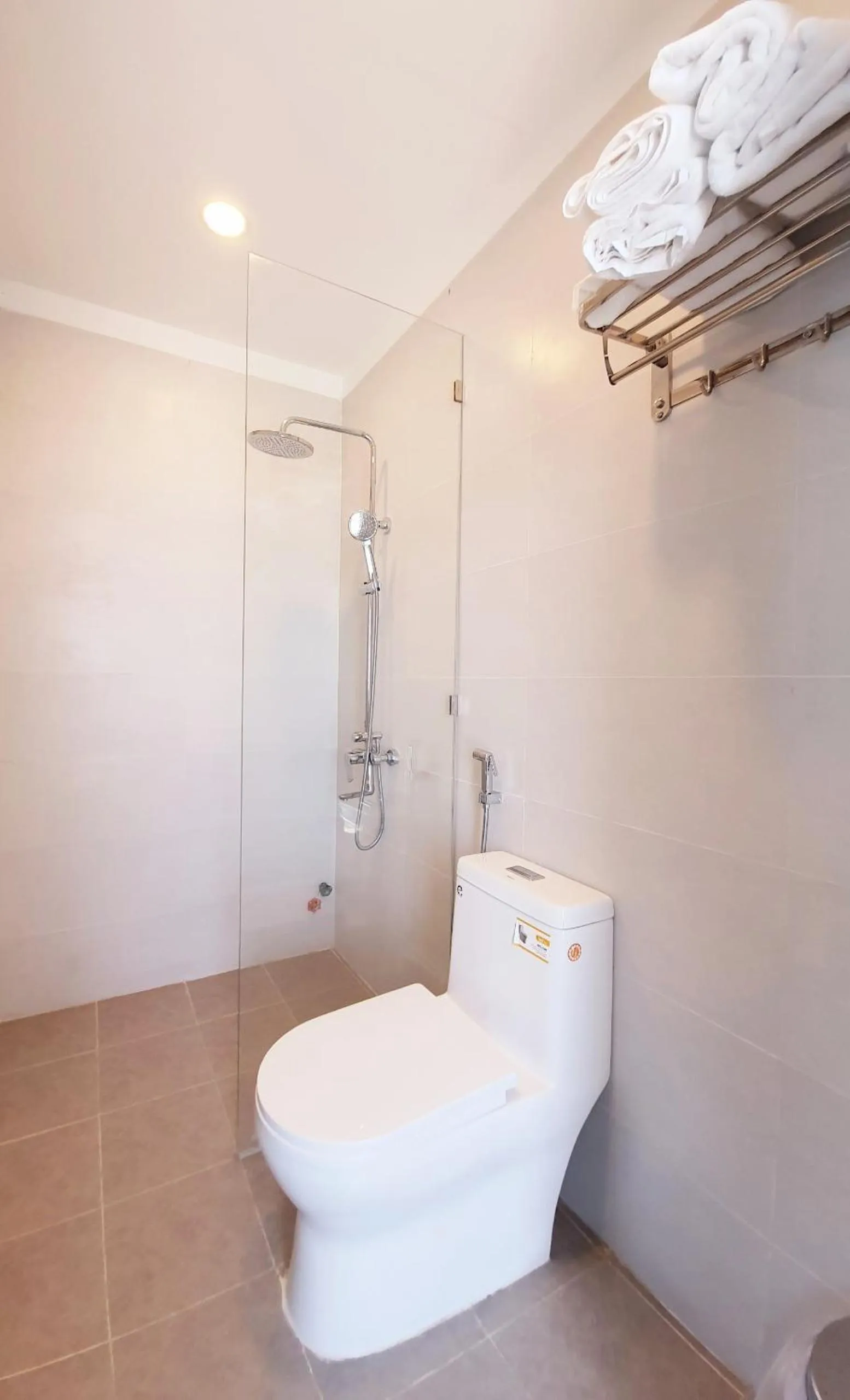 Shower in Chai Village Hotel