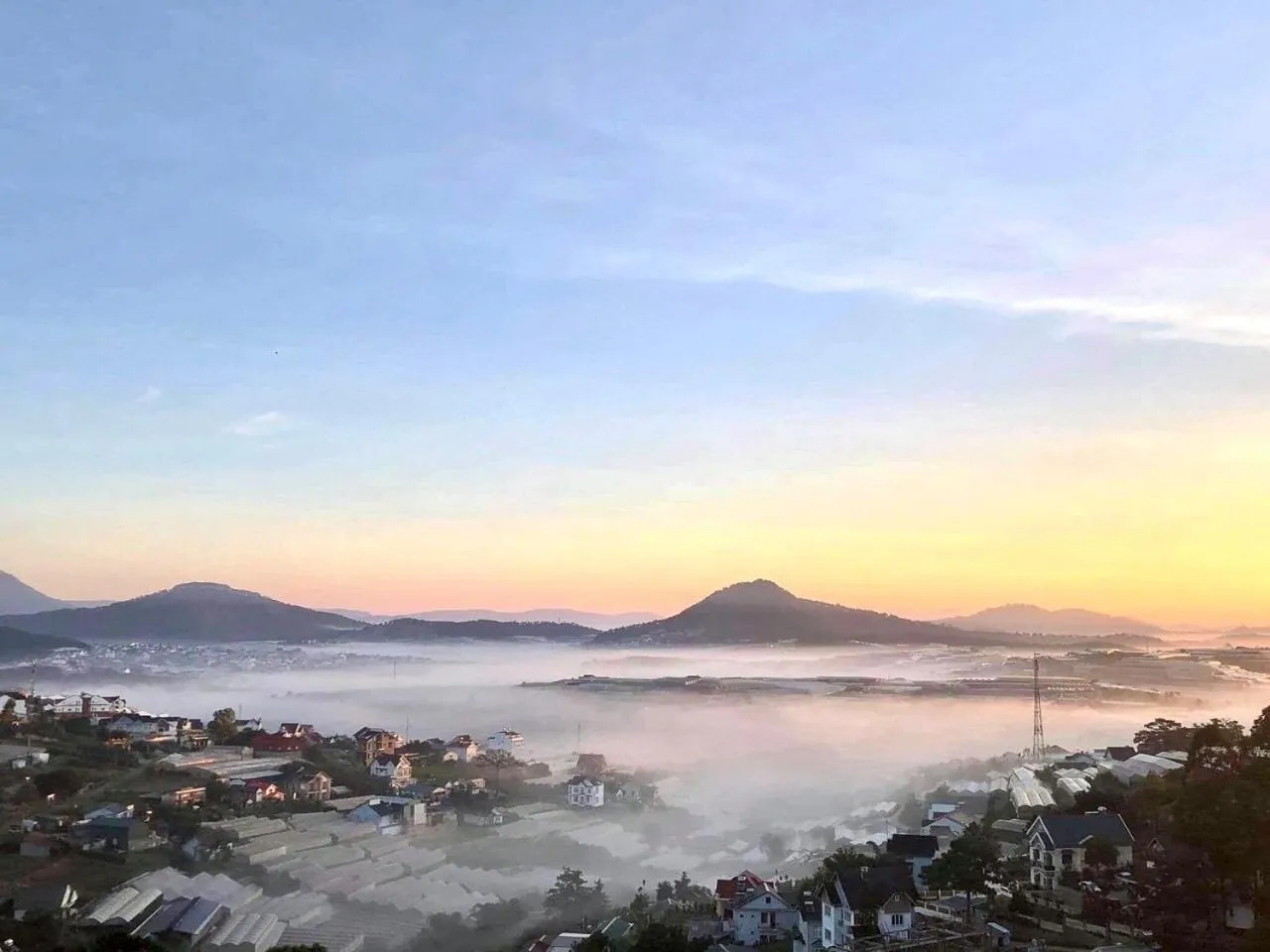 Day in Dallas Hotel Dalat