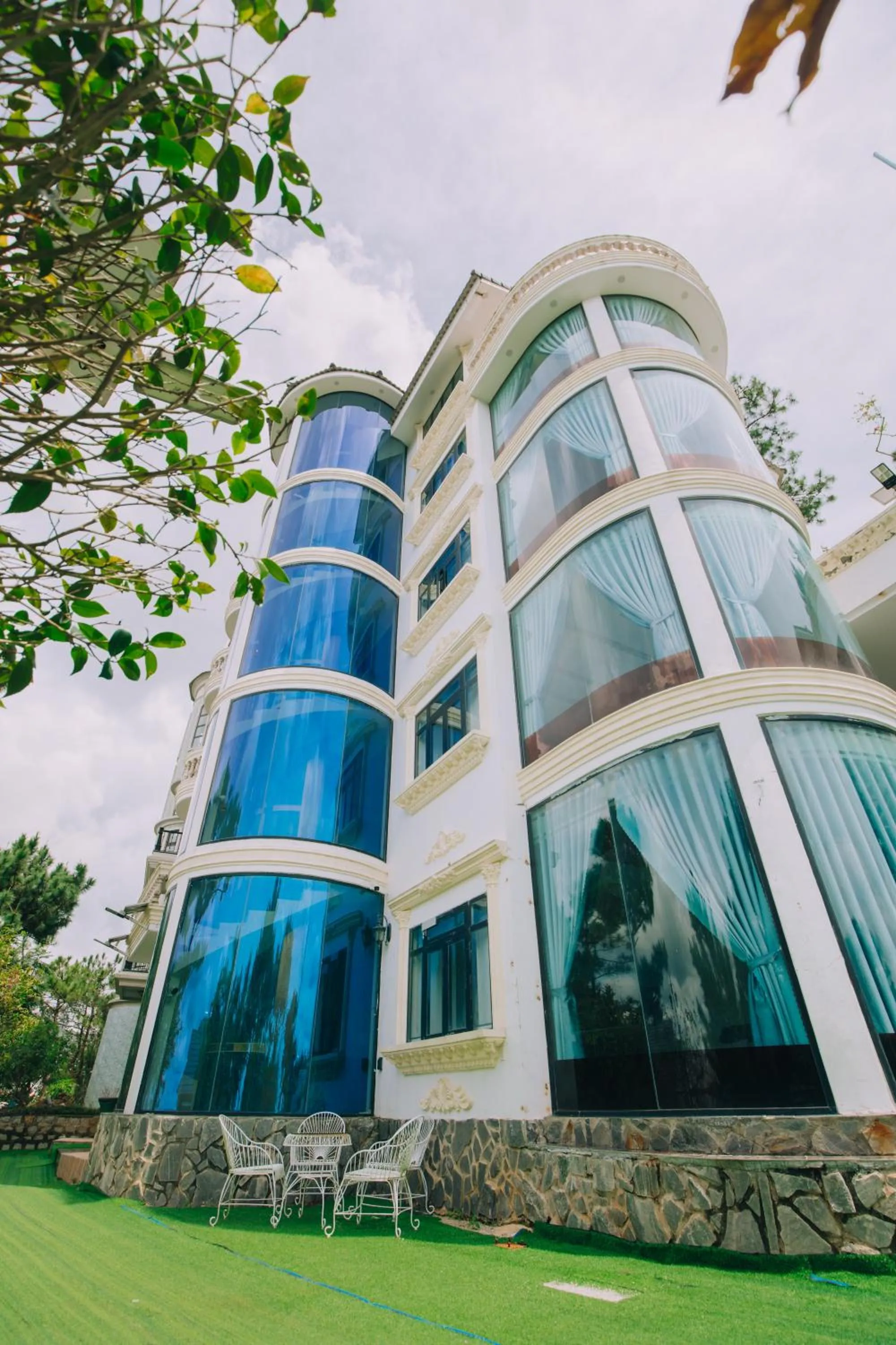 Property building in Dallas Hotel Dalat