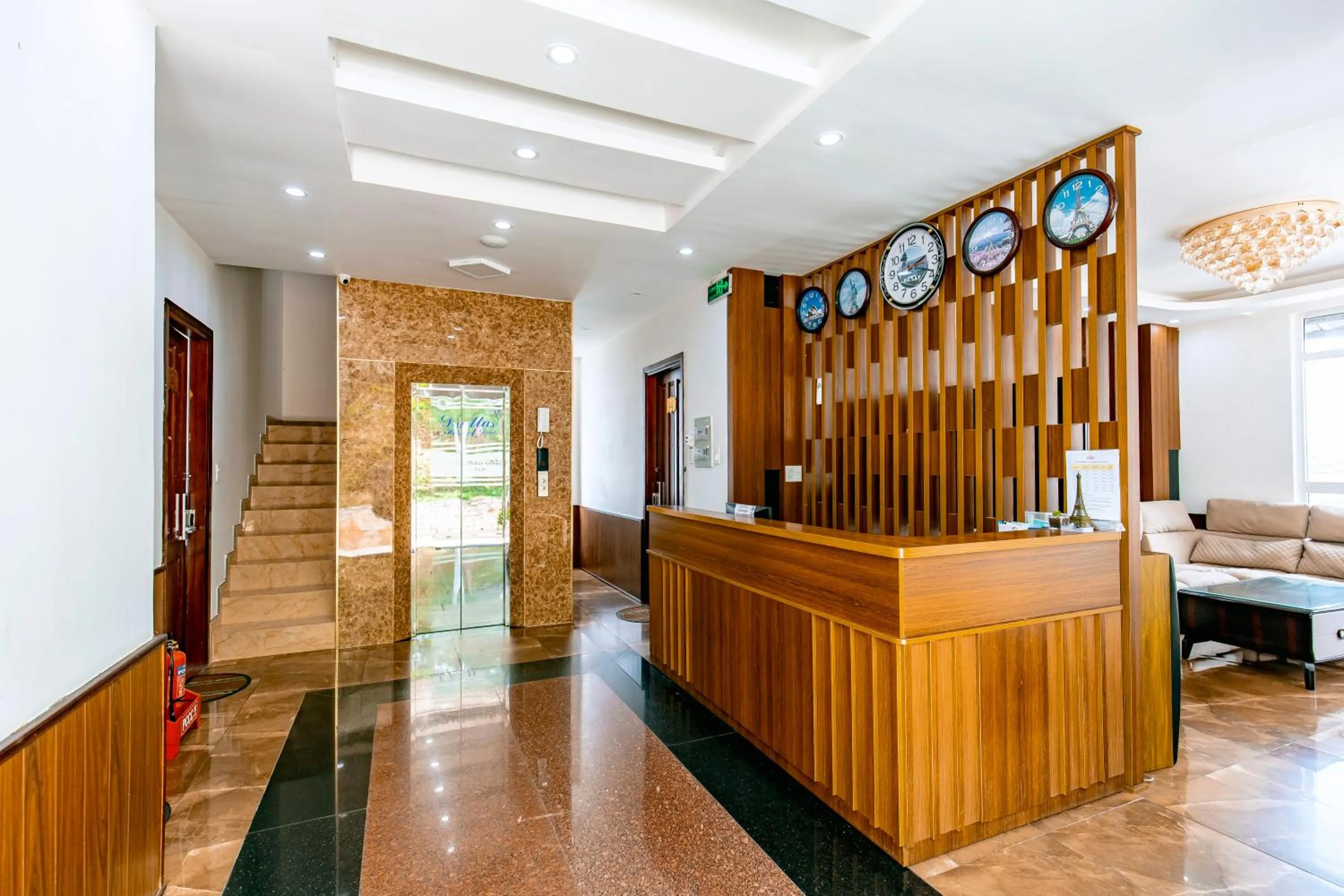 Communal lounge/ TV room, Bed in Dallas Hotel Dalat