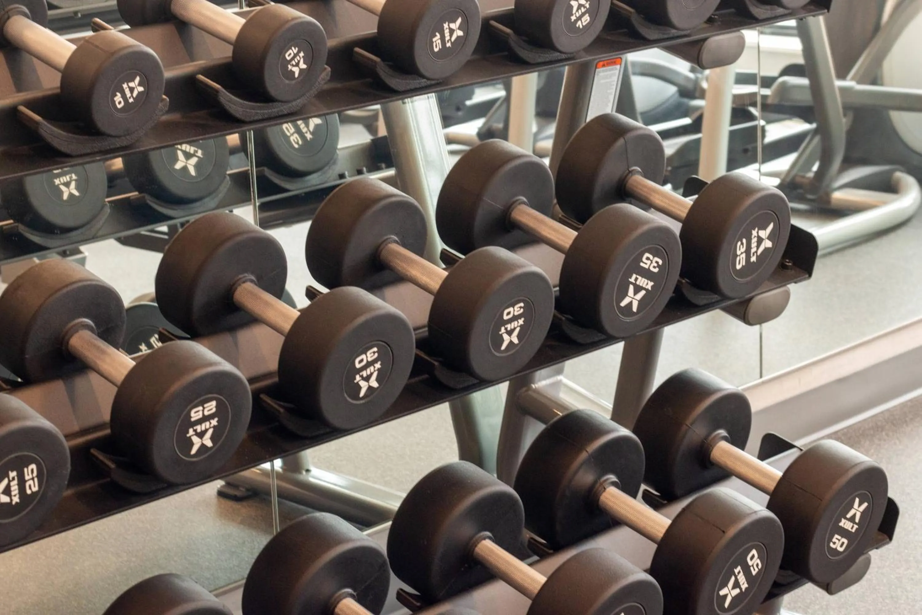 Fitness centre/facilities in Fairfield Inn & Suites by Marriott Davenport Quad Cities