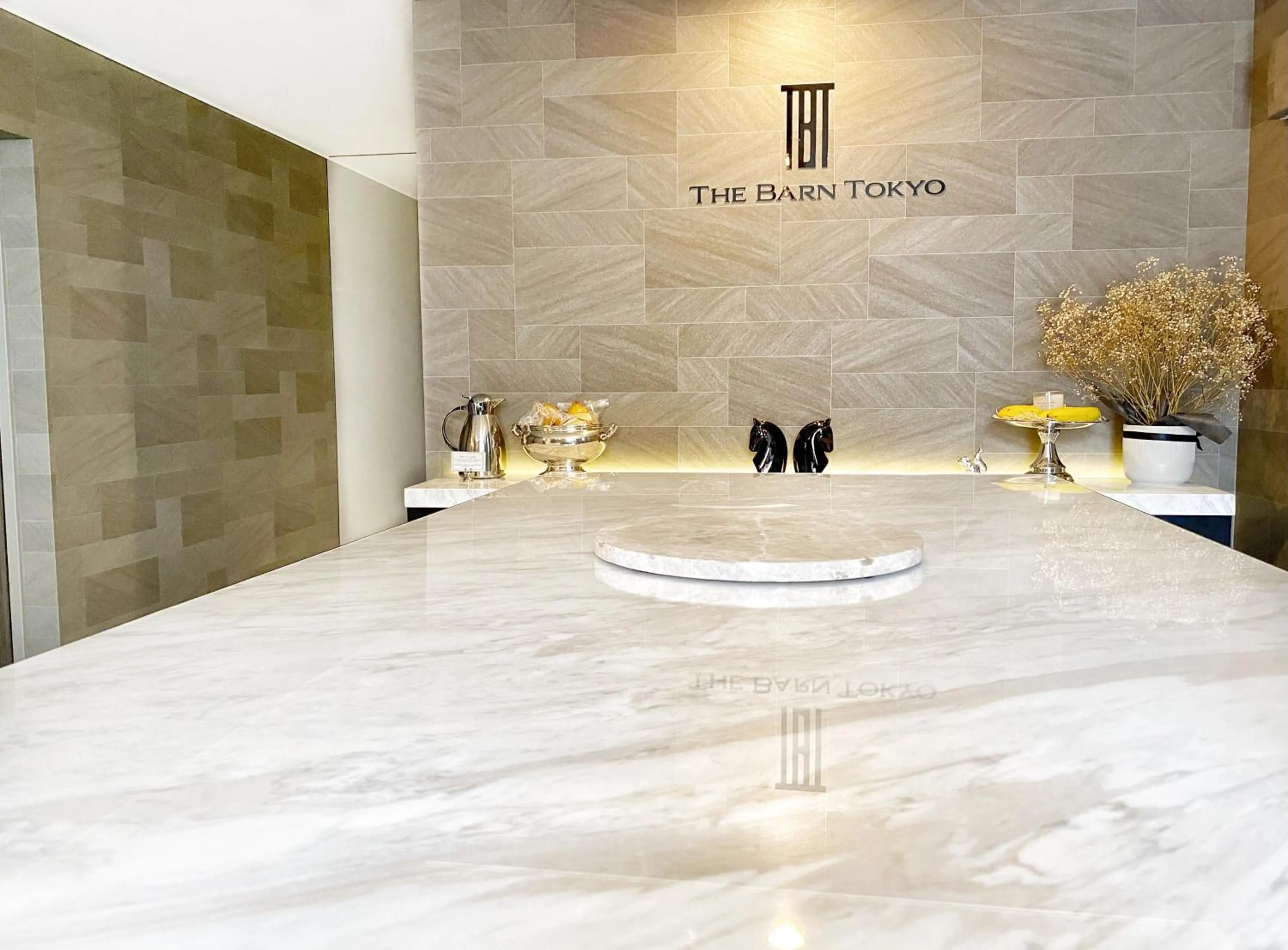 Lobby or reception in The Barn Tokyo