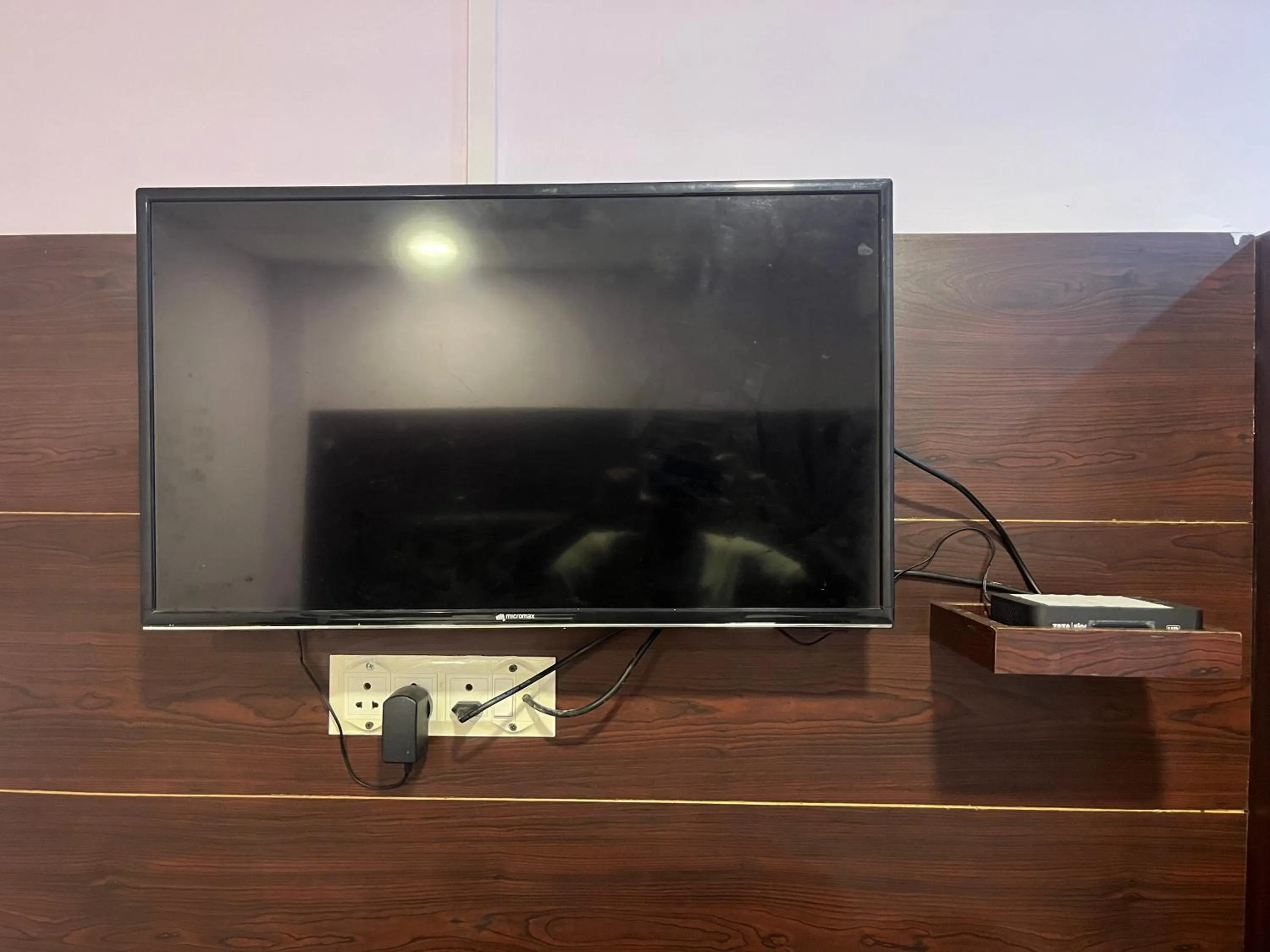 TV and multimedia in Purnima Resort Neil Island