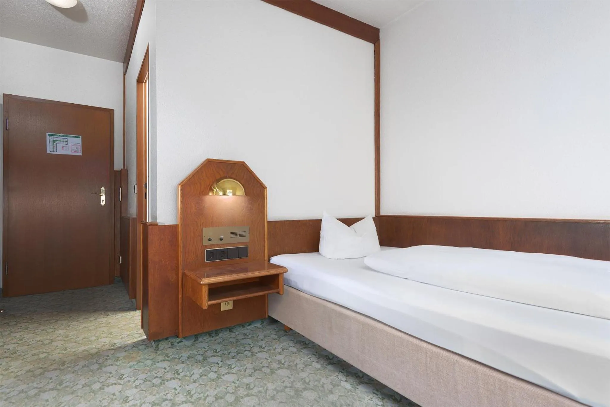 Single Room in Trip Inn Hotel Egelsbach Frankfurt