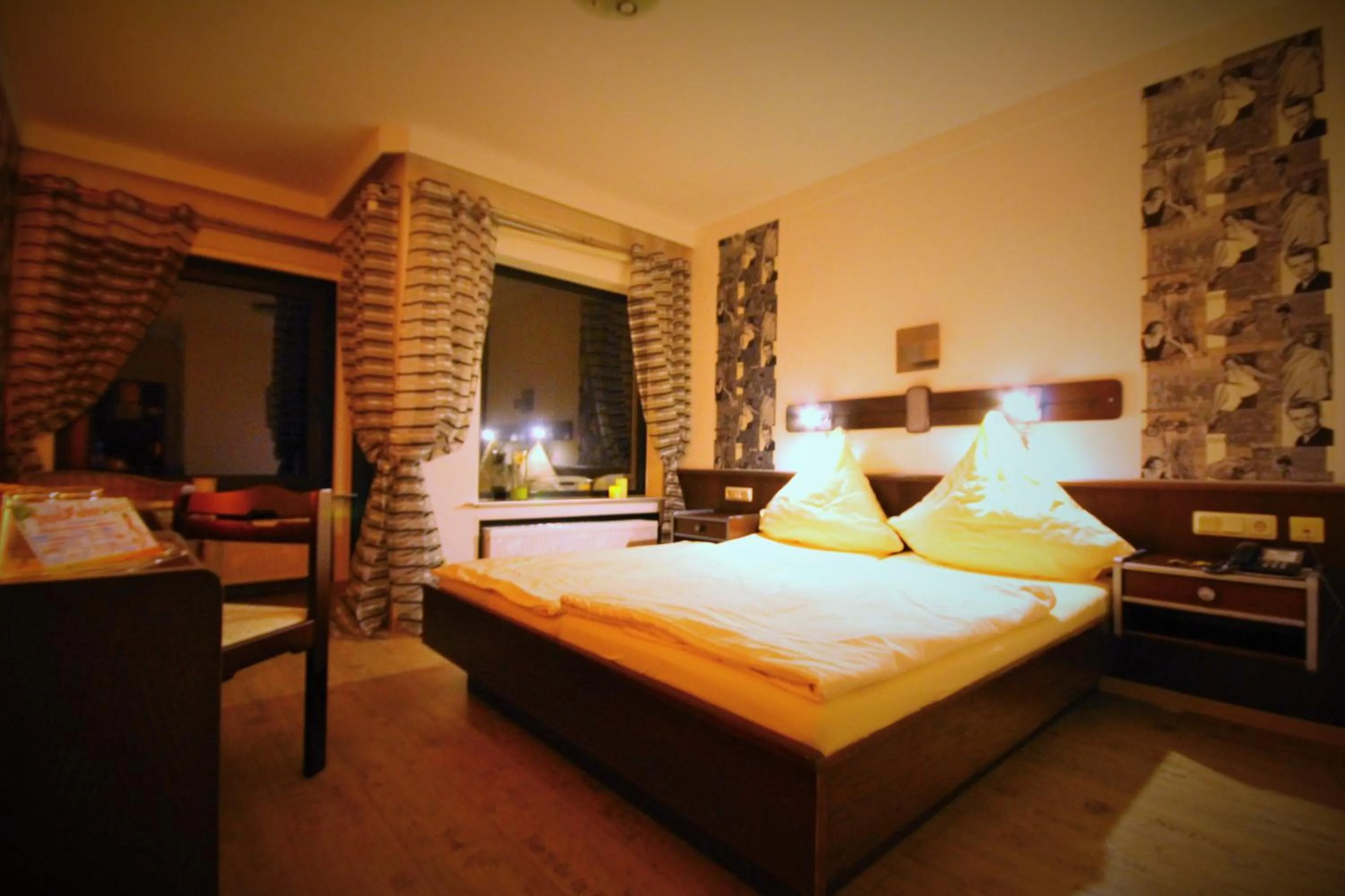 Bedroom, Bed in Waldgasthaus am Schwarzenbruch