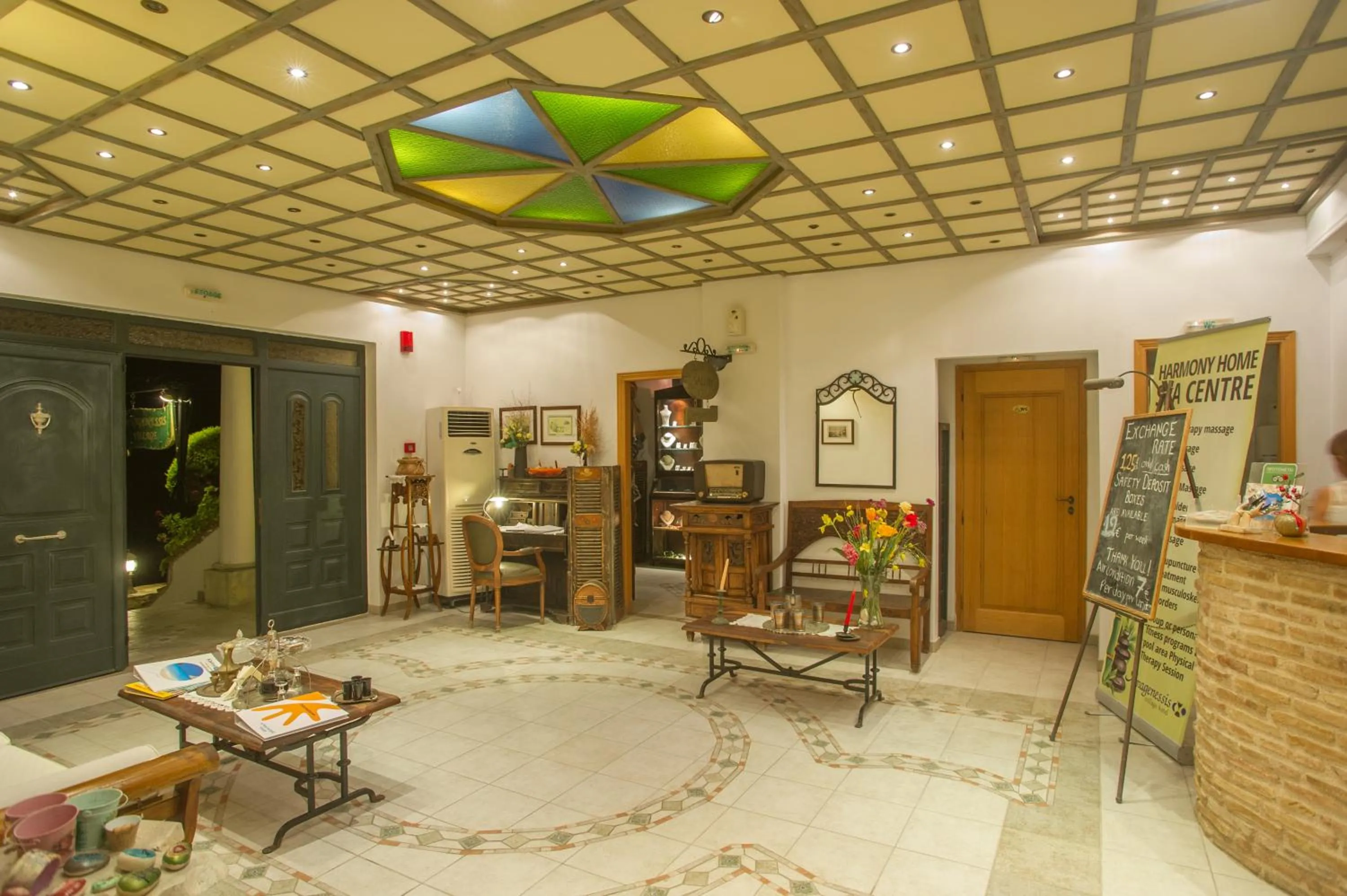 Lobby or reception in Anagenessis village hotel