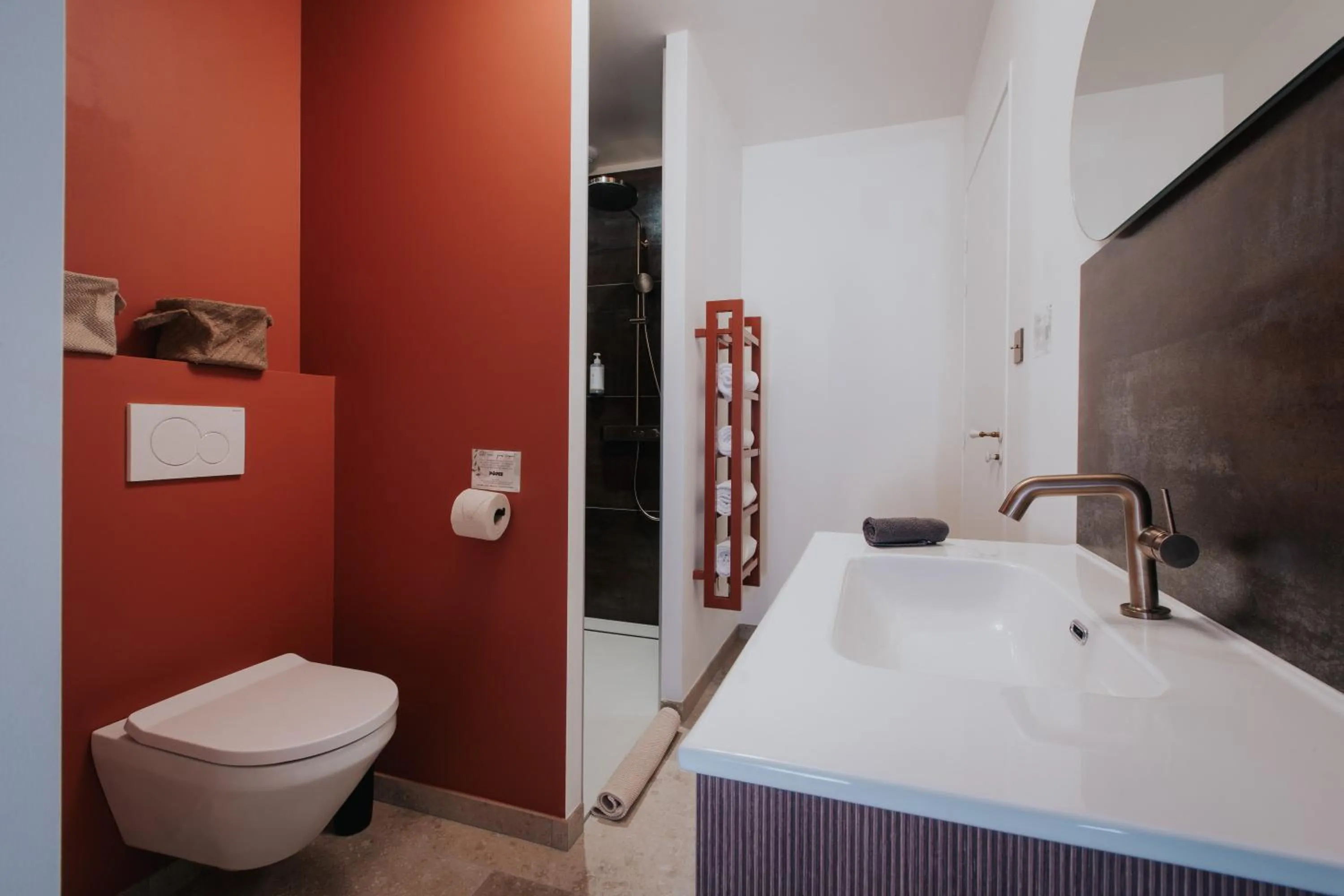 Toilet in Les Cabottes