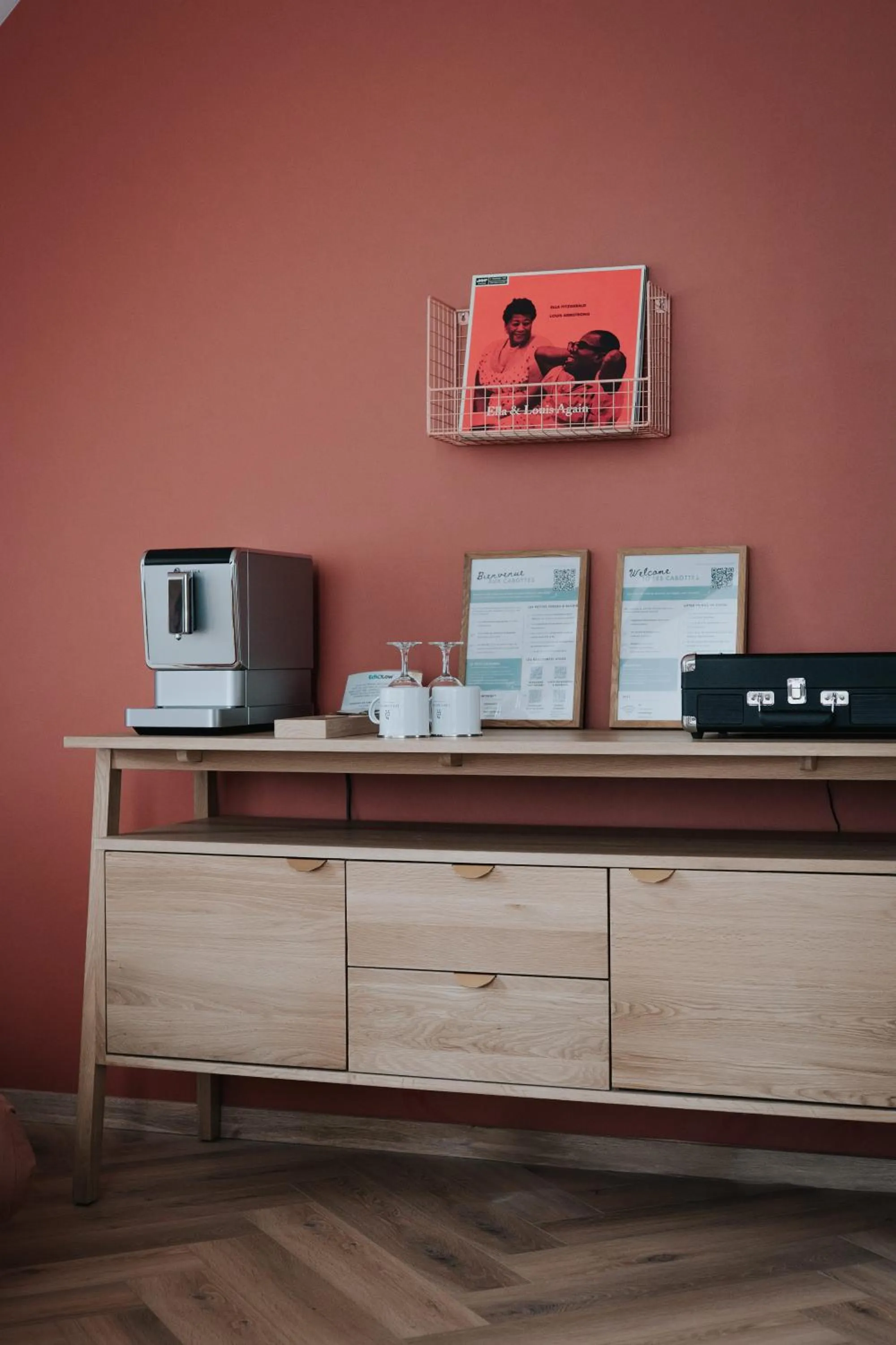 Decorative detail in Les Cabottes