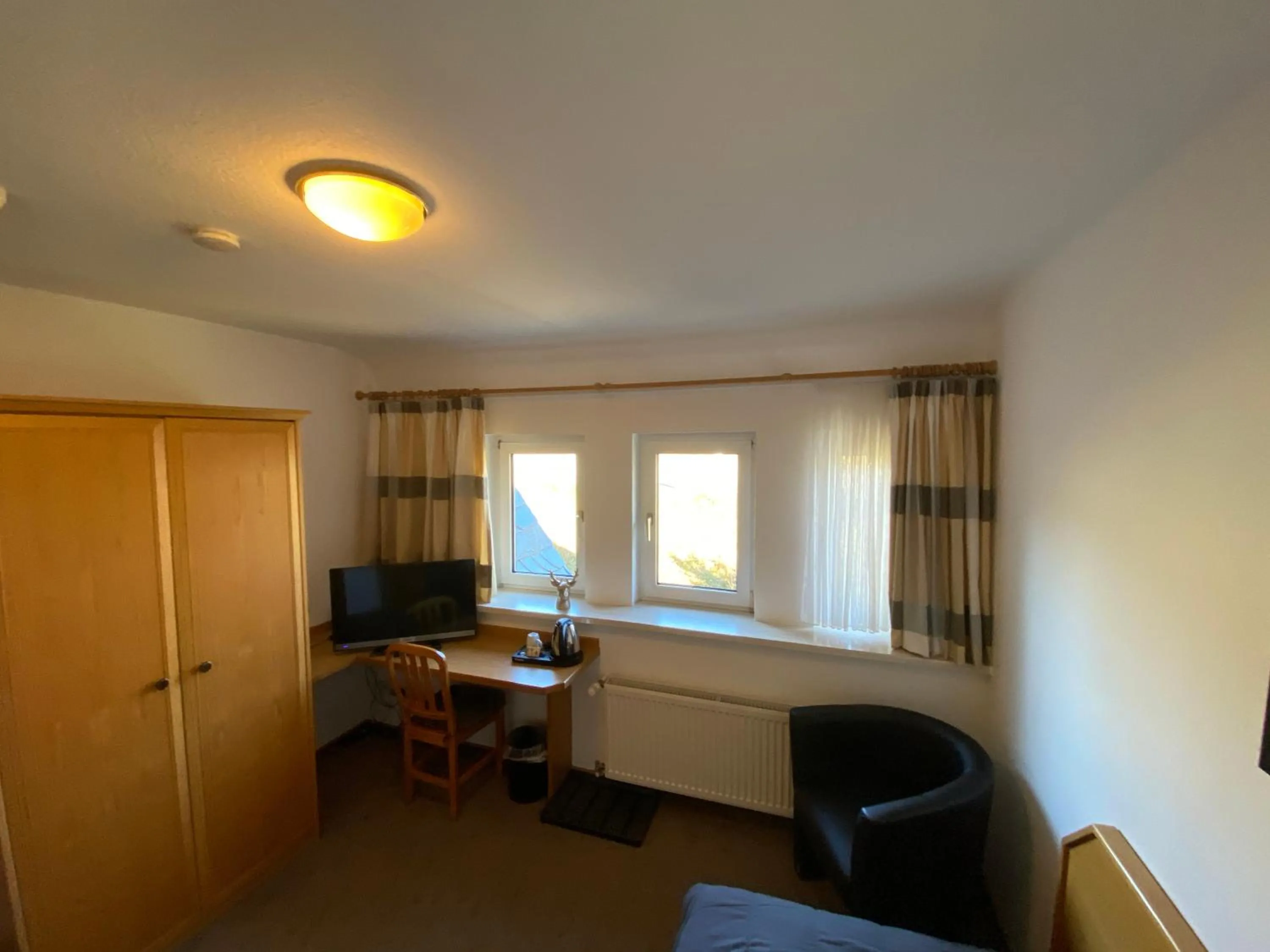 Bedroom in Berghotel Lenneplätze Winterberg