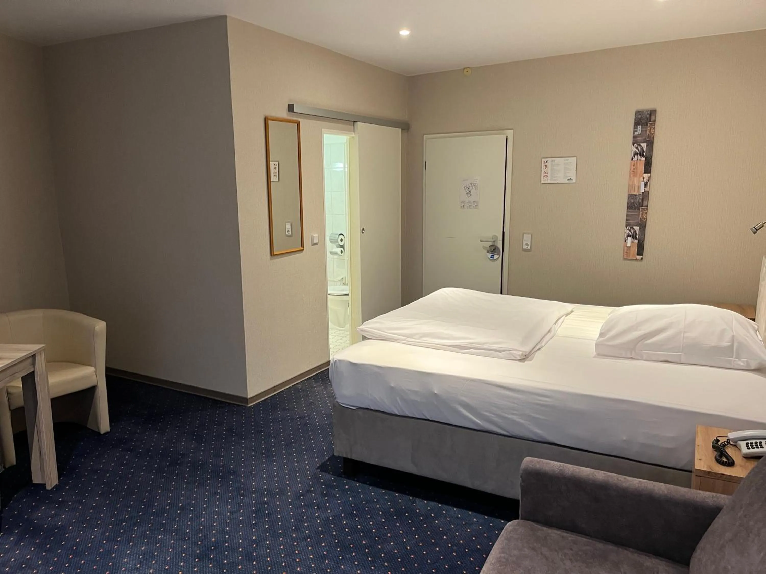 Bed in Hotel Aquarius Braunschweig