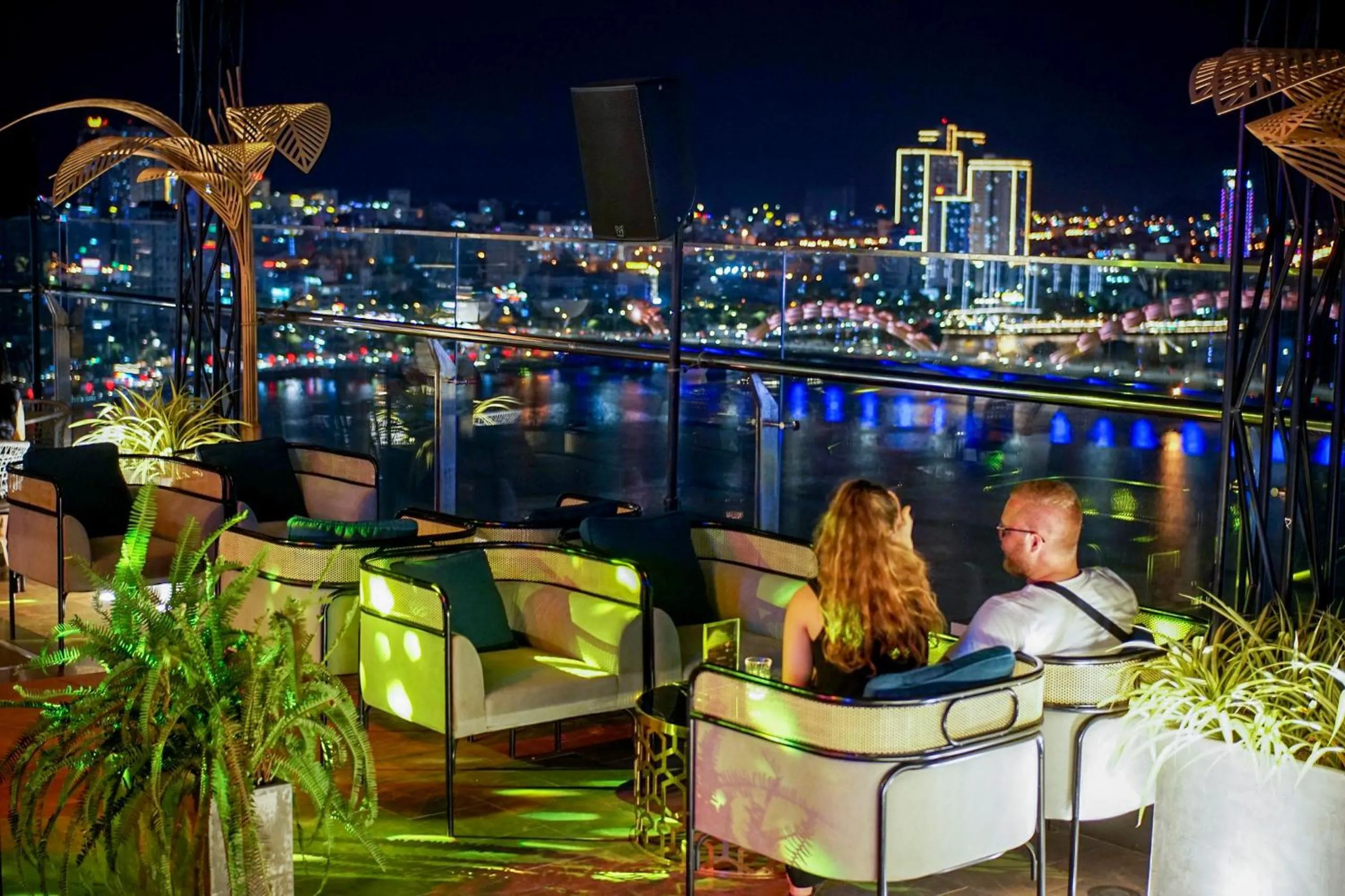 Nightclub / DJ in HAIAN Riverfront Hotel Da Nang