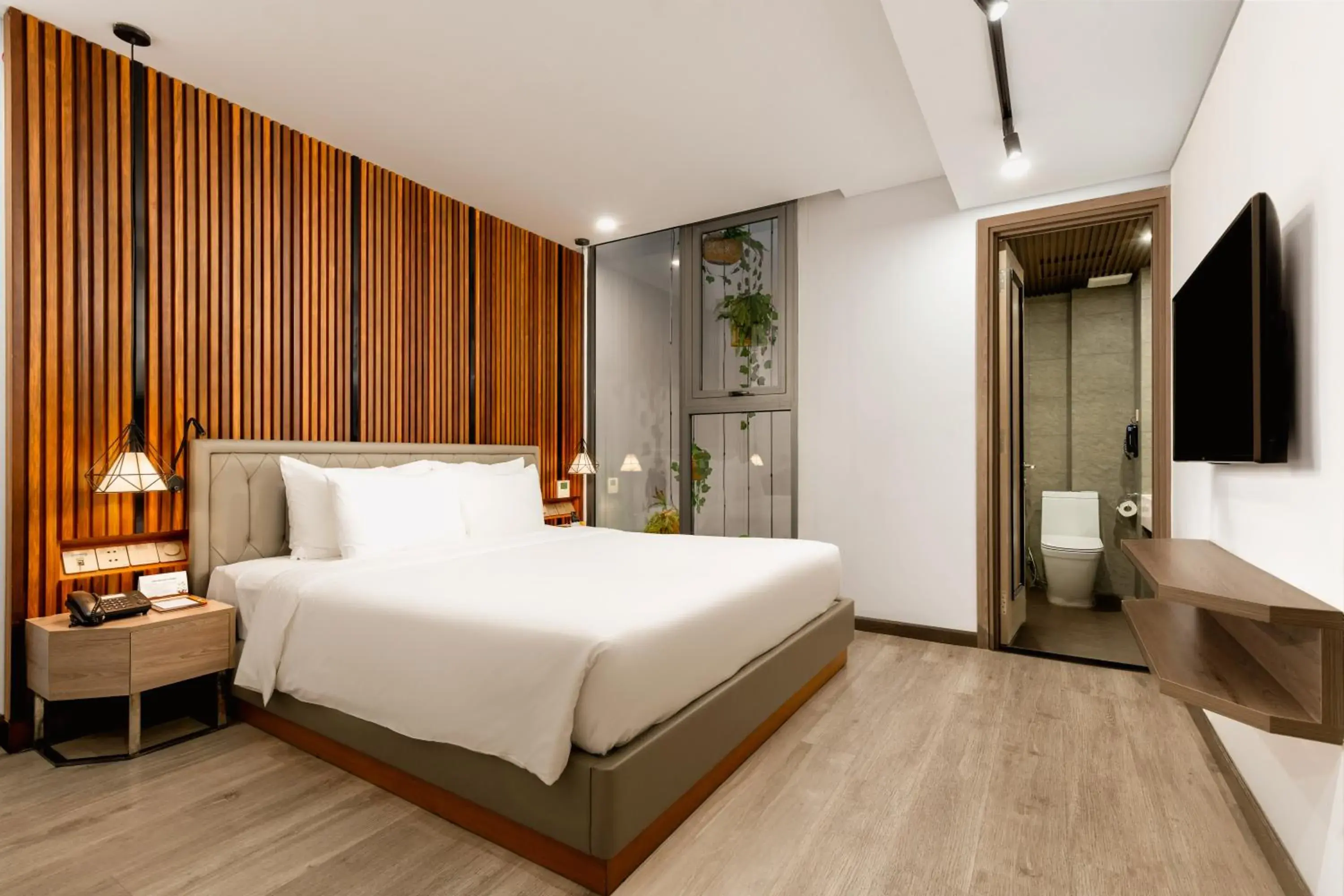 Superior Double Room in HAIAN Riverfront Hotel Da Nang Superior Double Room in HAIAN Riverfront Hotel Da Nang