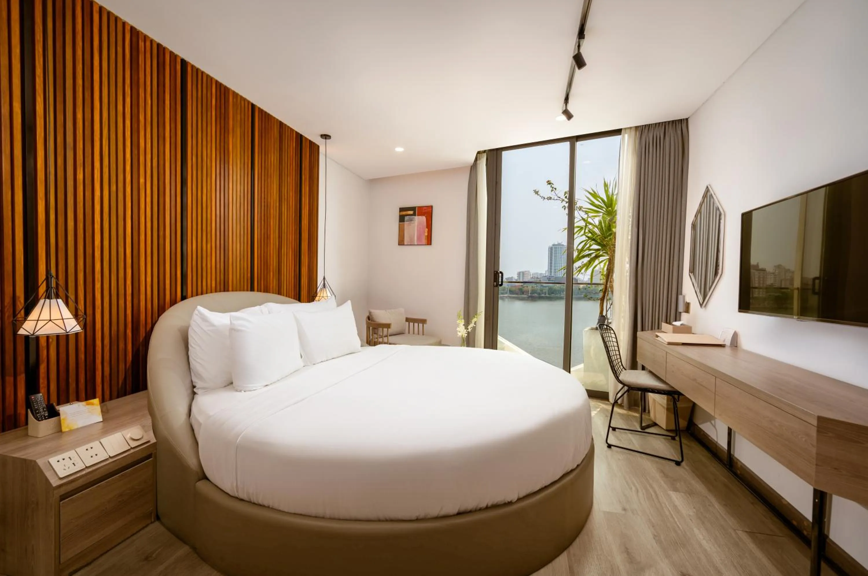 View (from property/room), Bed in HAIAN Riverfront Hotel Da Nang