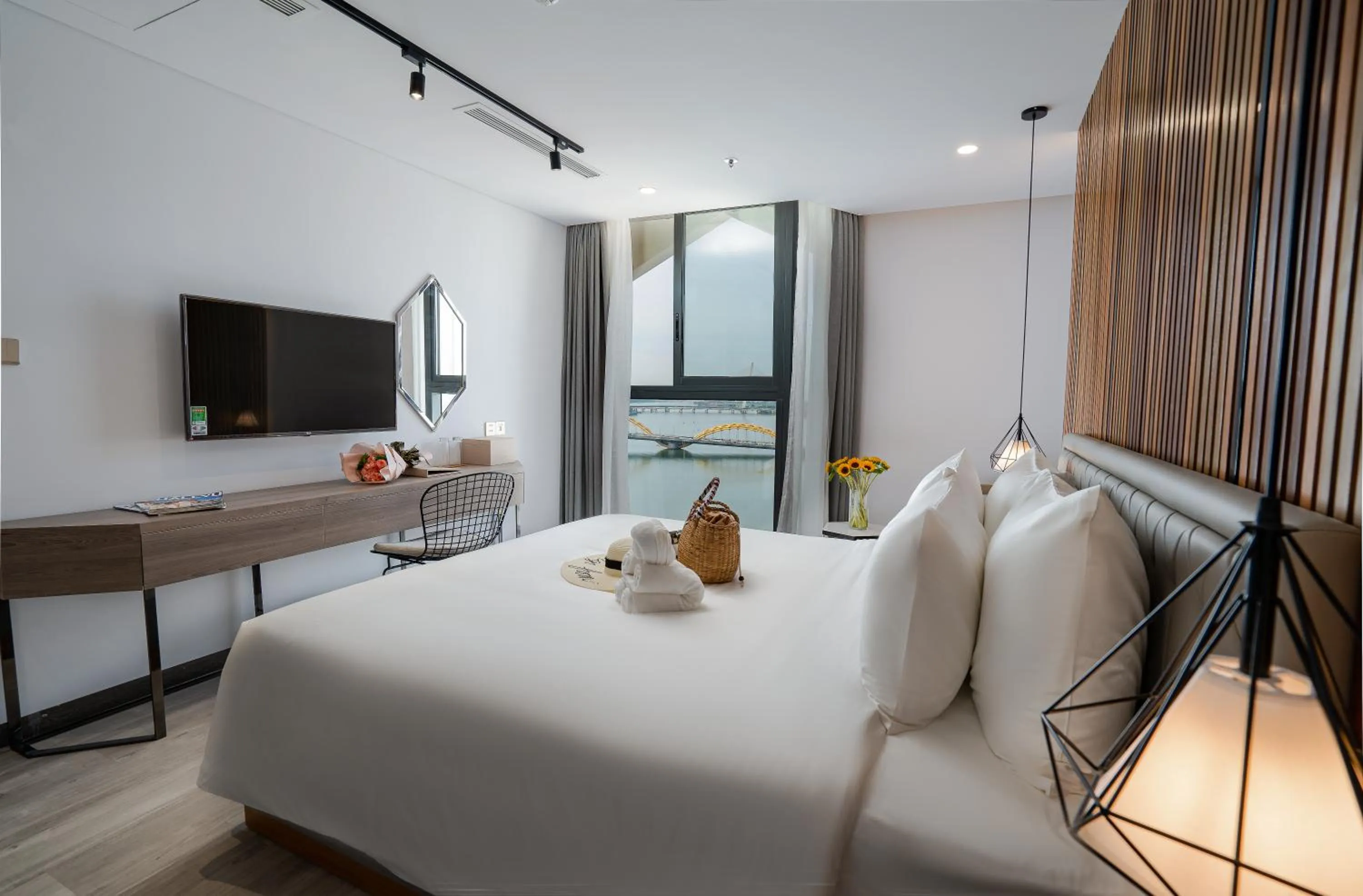 Photo of the whole room, Bed in HAIAN Riverfront Hotel Da Nang