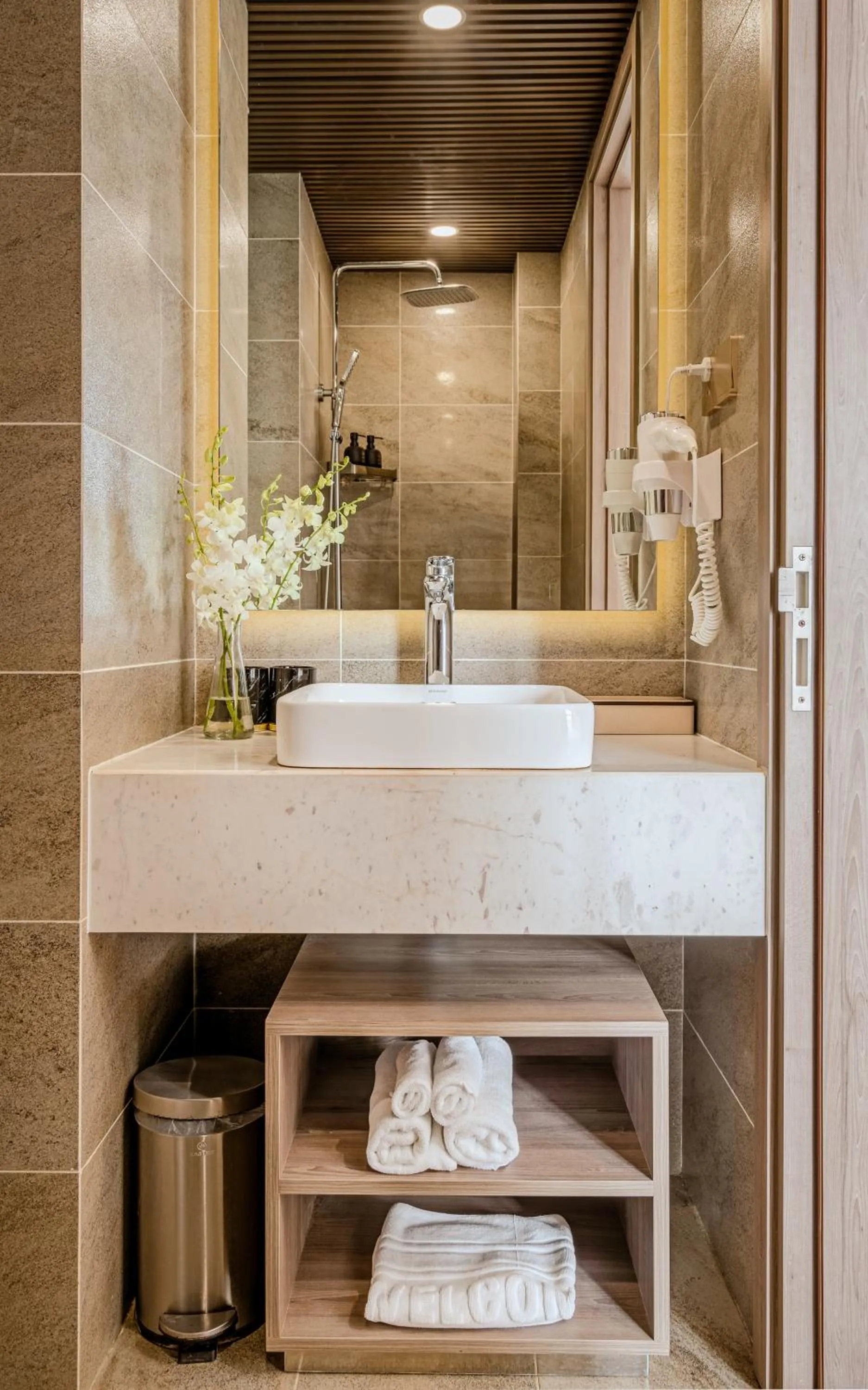 Shower in HAIAN Riverfront Hotel Da Nang