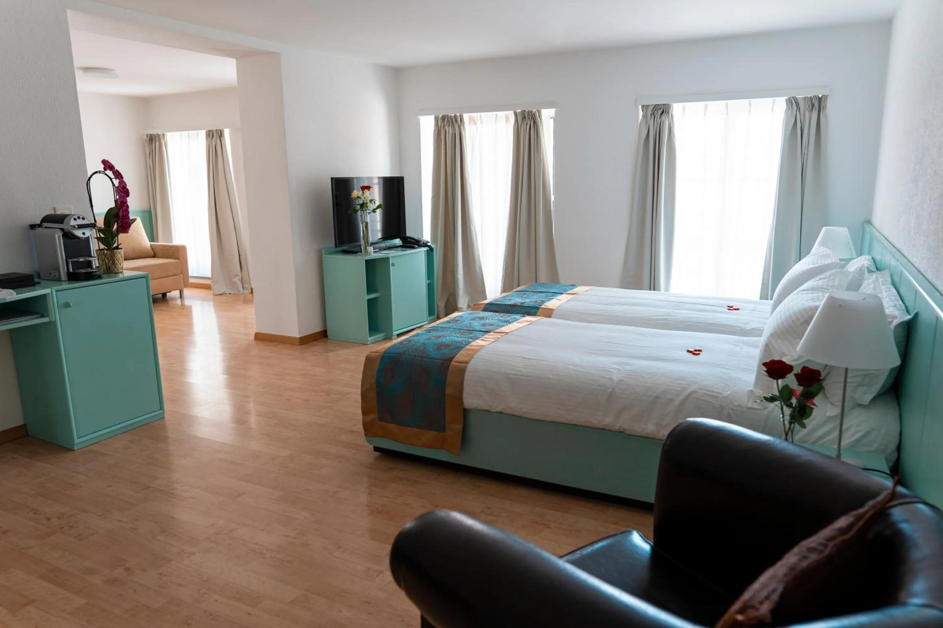 Photo of the whole room in SWISS HOTEL LA COURONNE