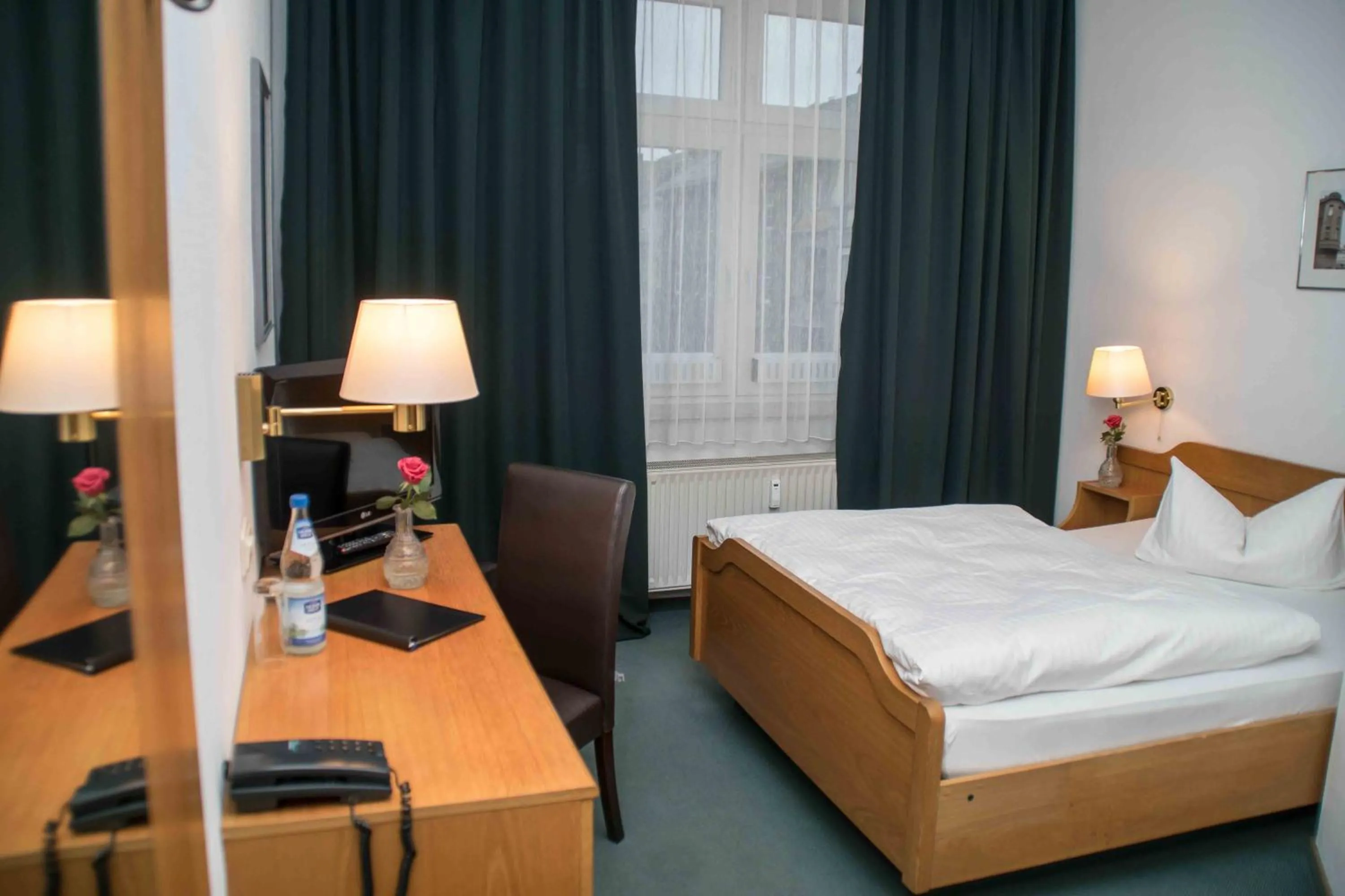 Bed in Central-Hotel Torgau