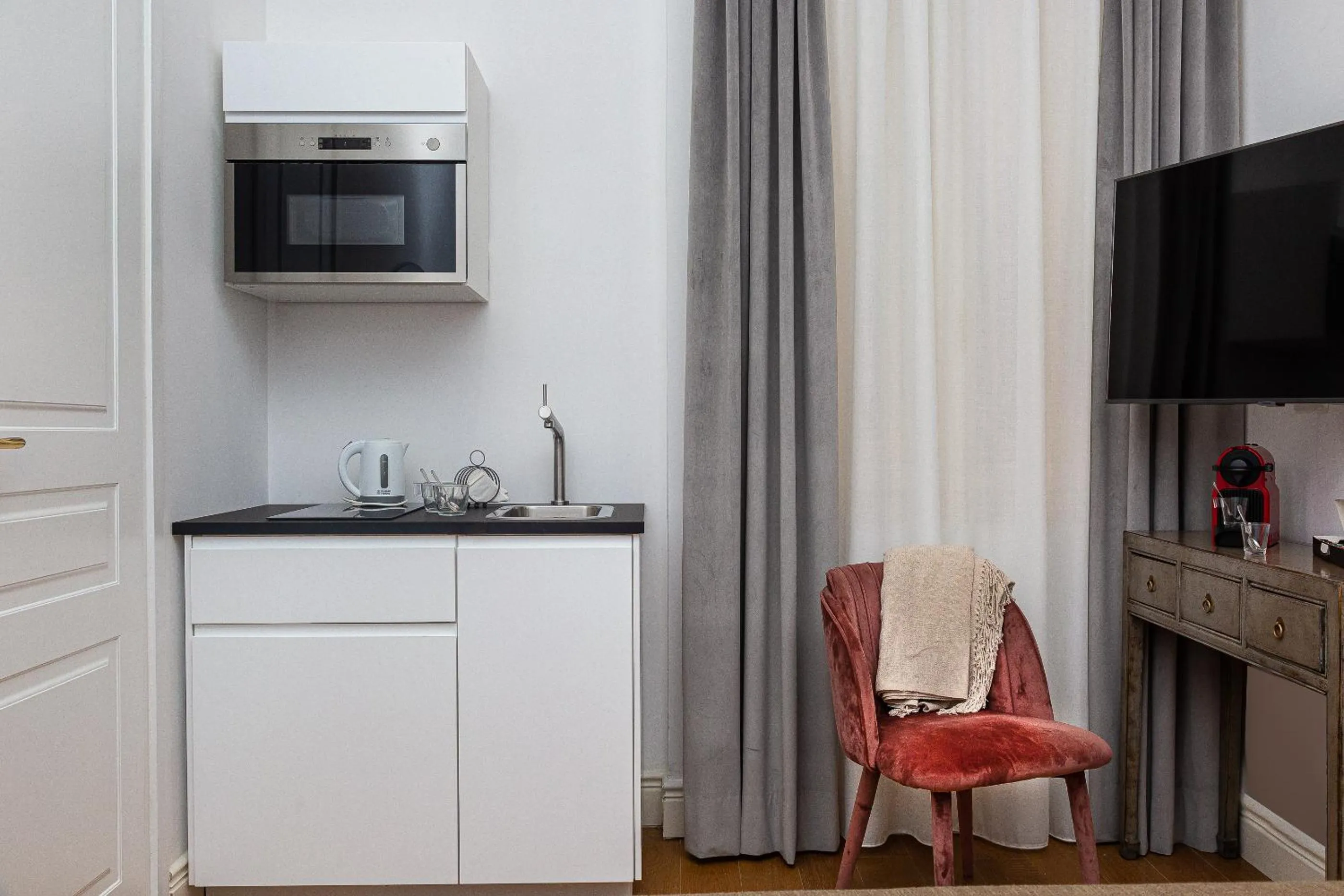 Kitchen or kitchenette in Suite della Pigna