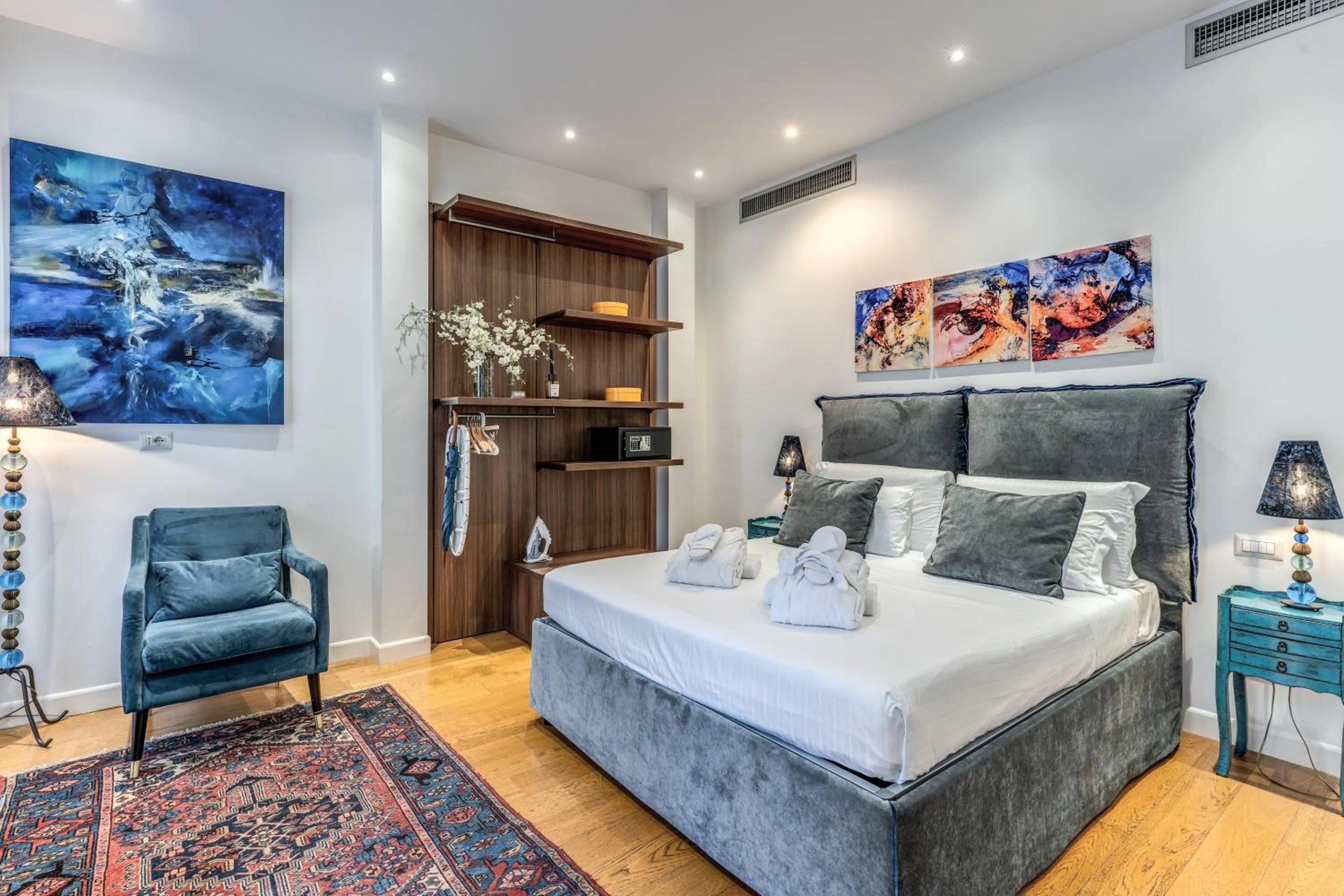 Photo of the whole room, Bed in Suite della Pigna