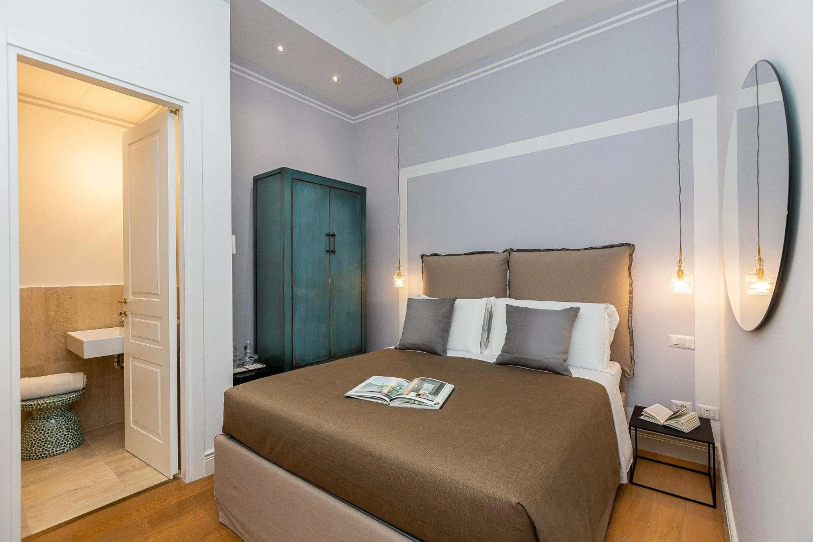 Photo of the whole room, Bed in Suite della Pigna