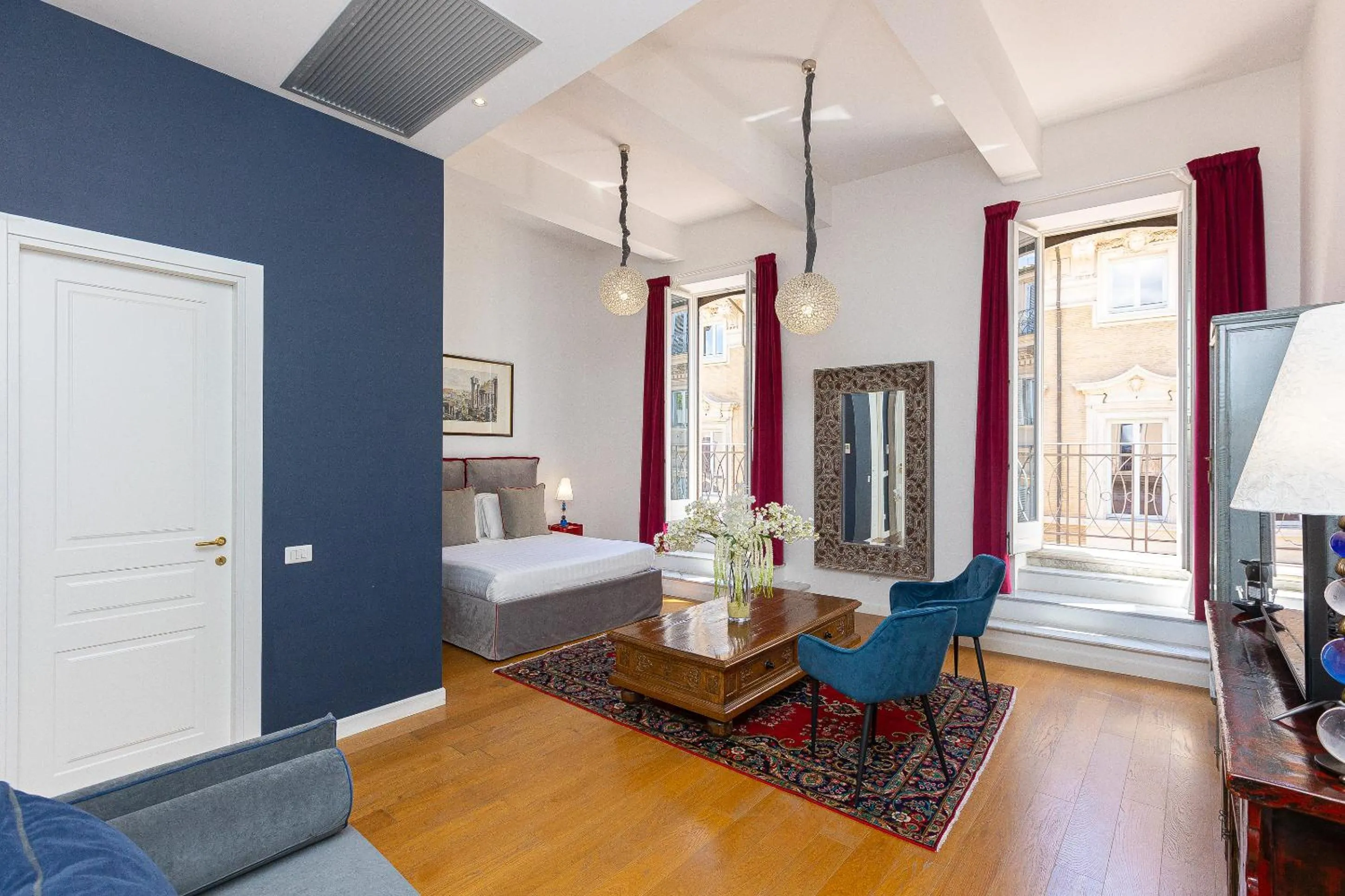 Photo of the whole room, Bed in Suite della Pigna