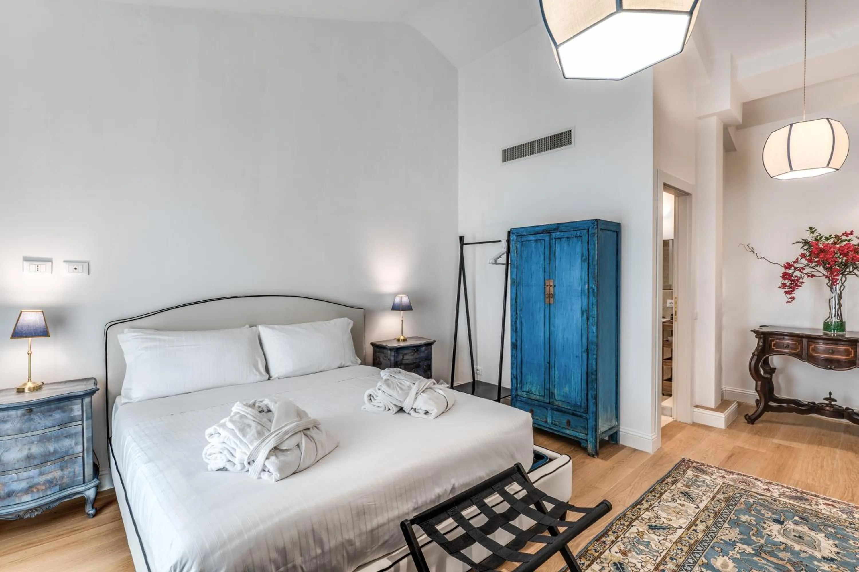 Photo of the whole room, Bed in Suite della Pigna