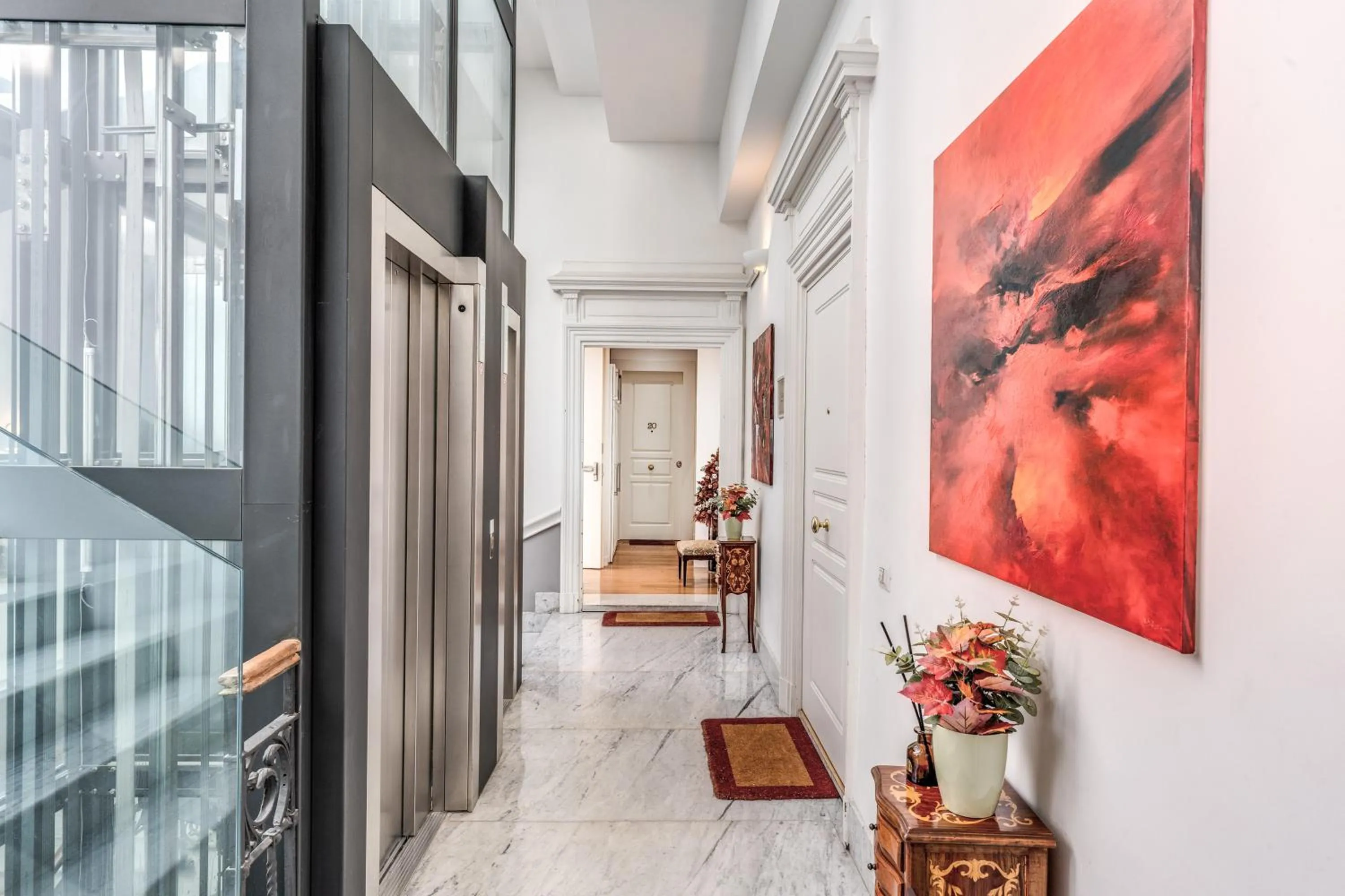 Property building in Suite della Pigna