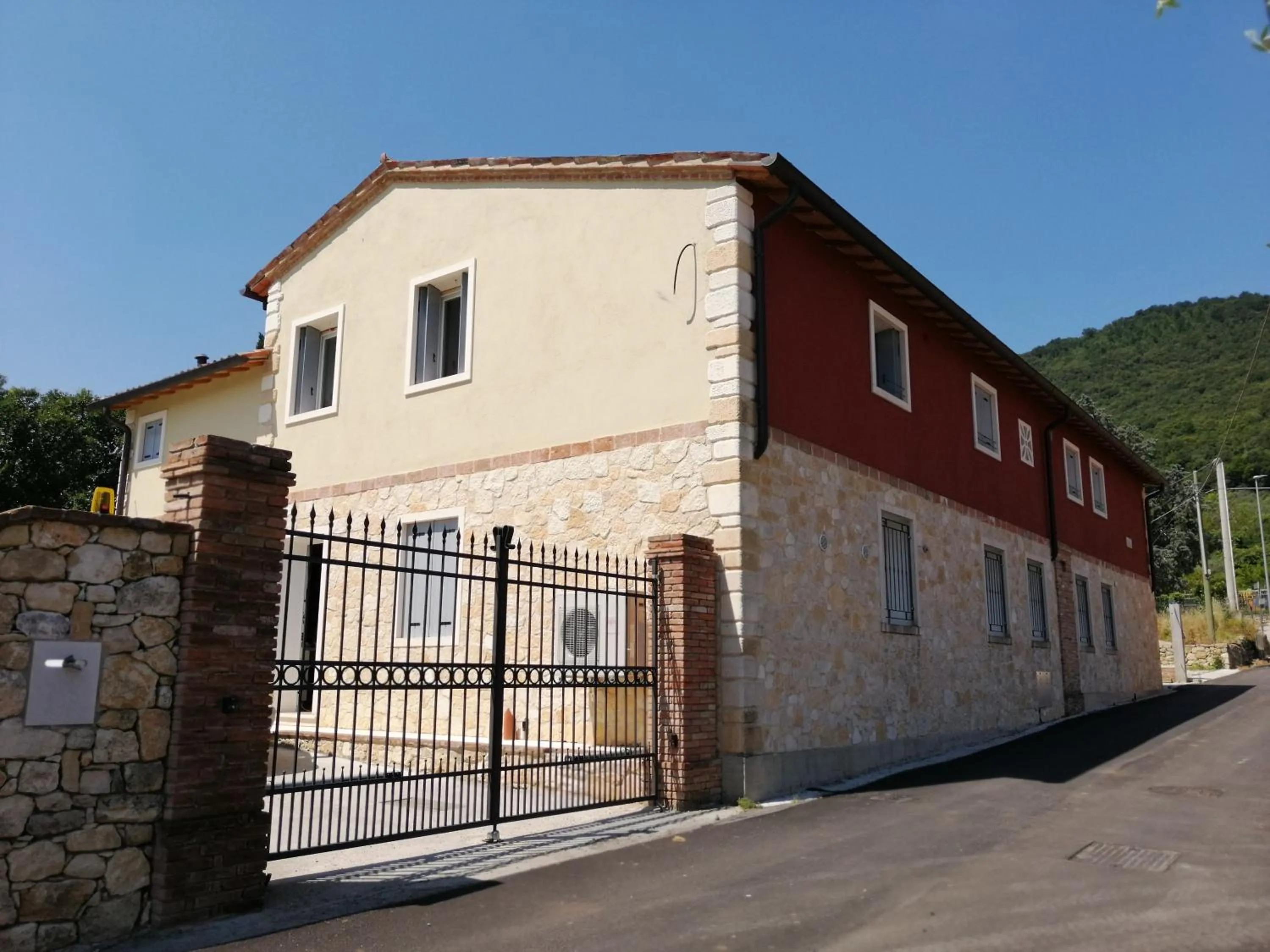 Property building in Villavecchia