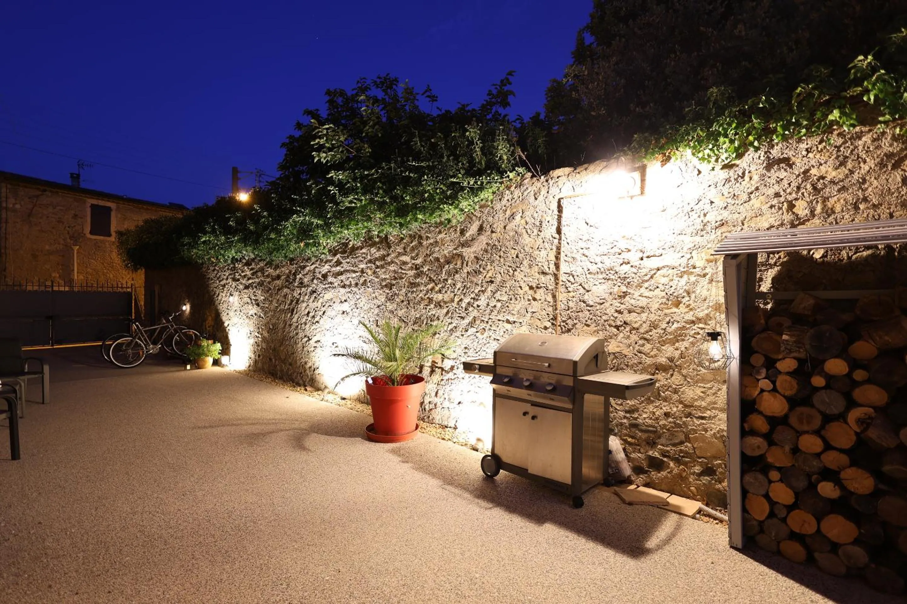 Activities in Maison Dix Chambres d'hôtes et Espace SPA Bien être