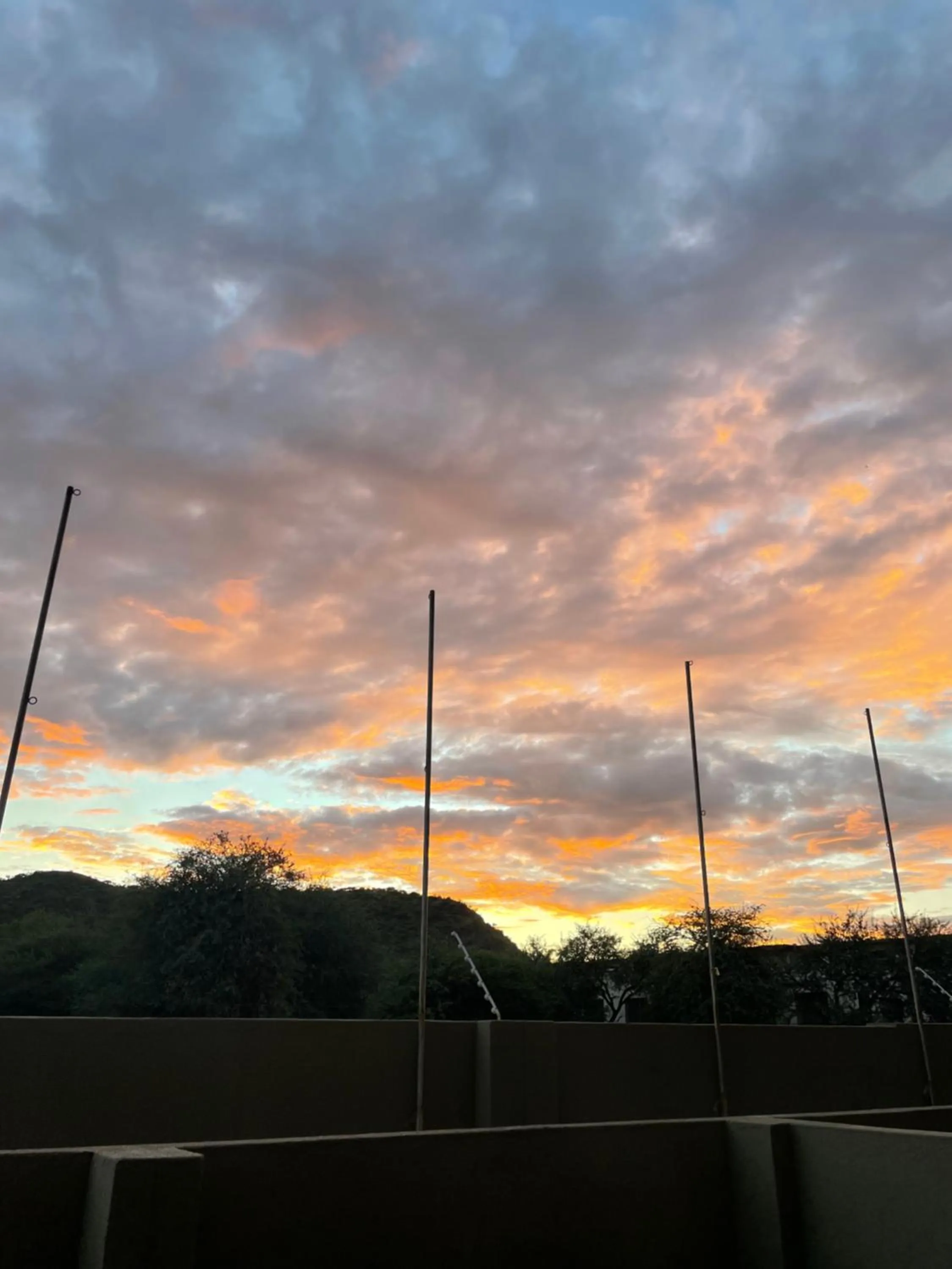 Sunrise in Hillside Accommodation