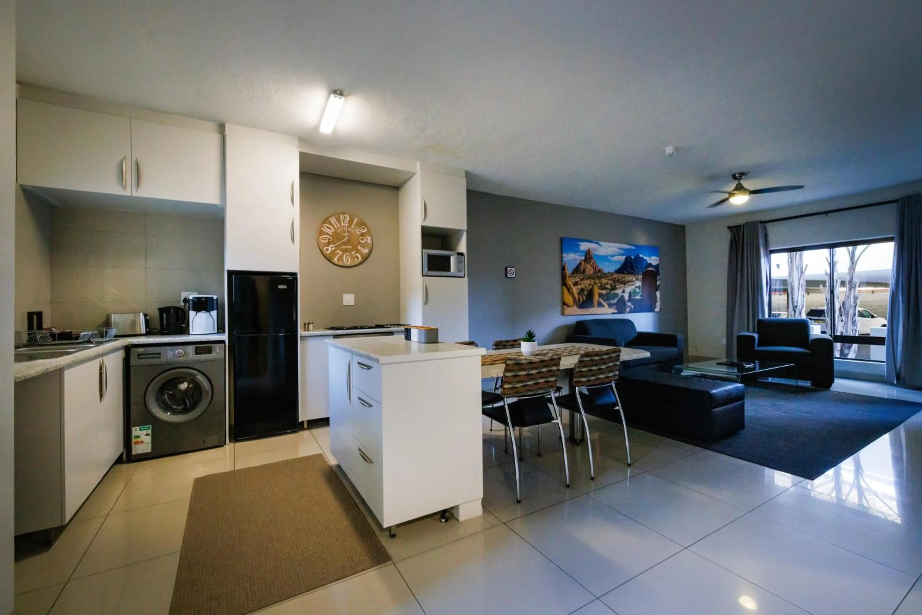 Kitchen or kitchenette in Hillside Accommodation