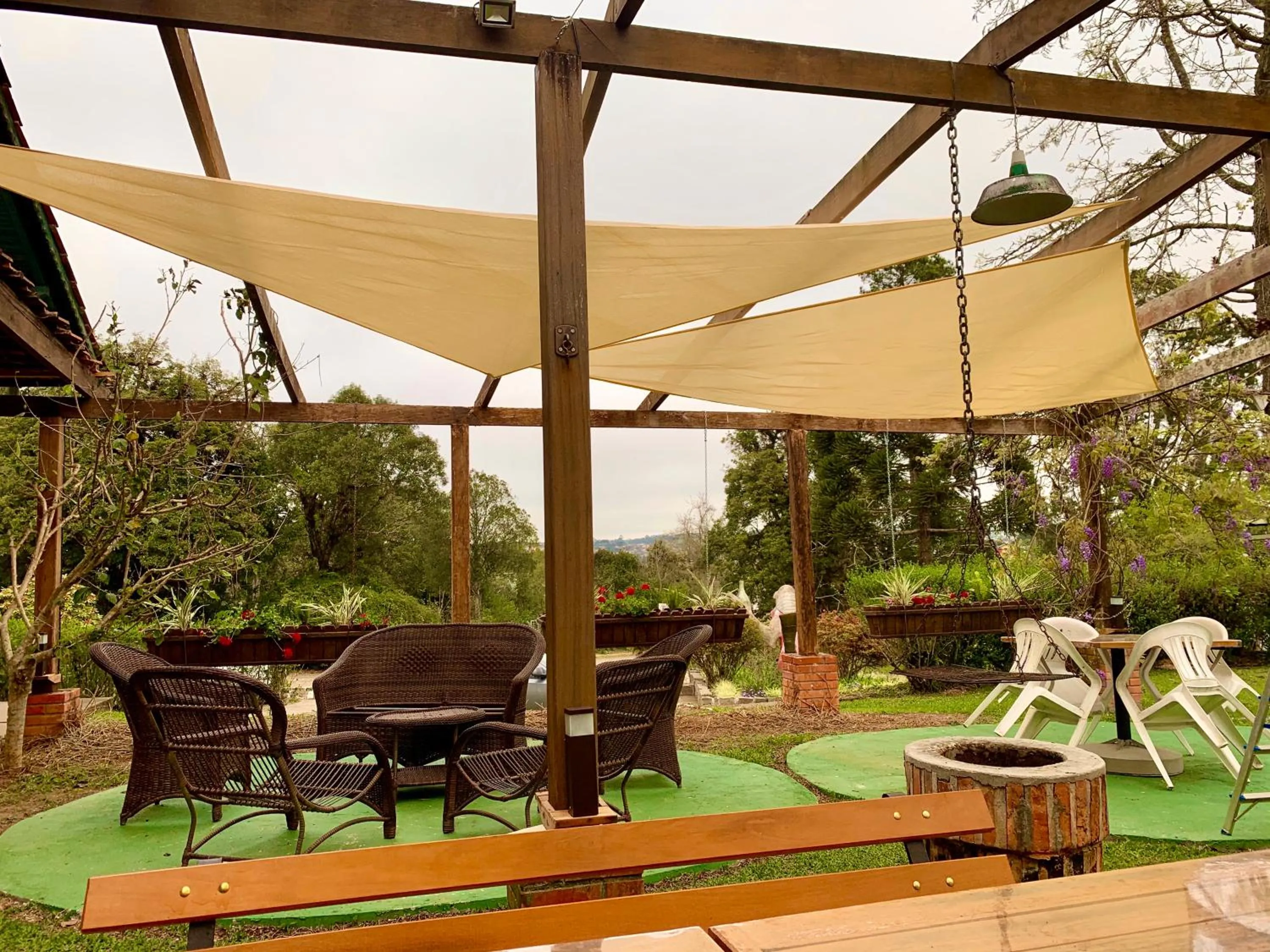 Patio in Hotel Pousada Joao de Barro