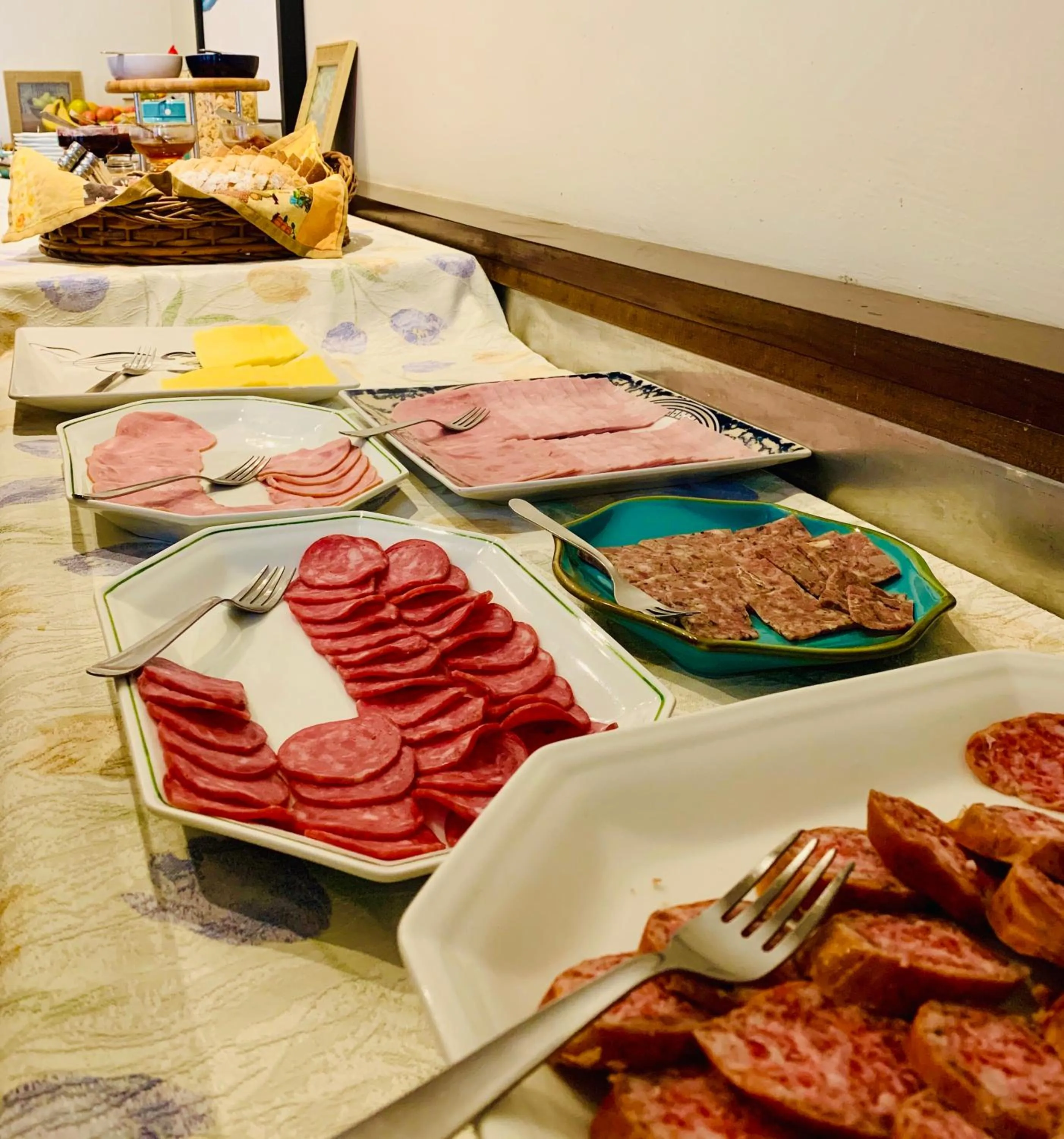 Buffet breakfast in Hotel Pousada Joao de Barro