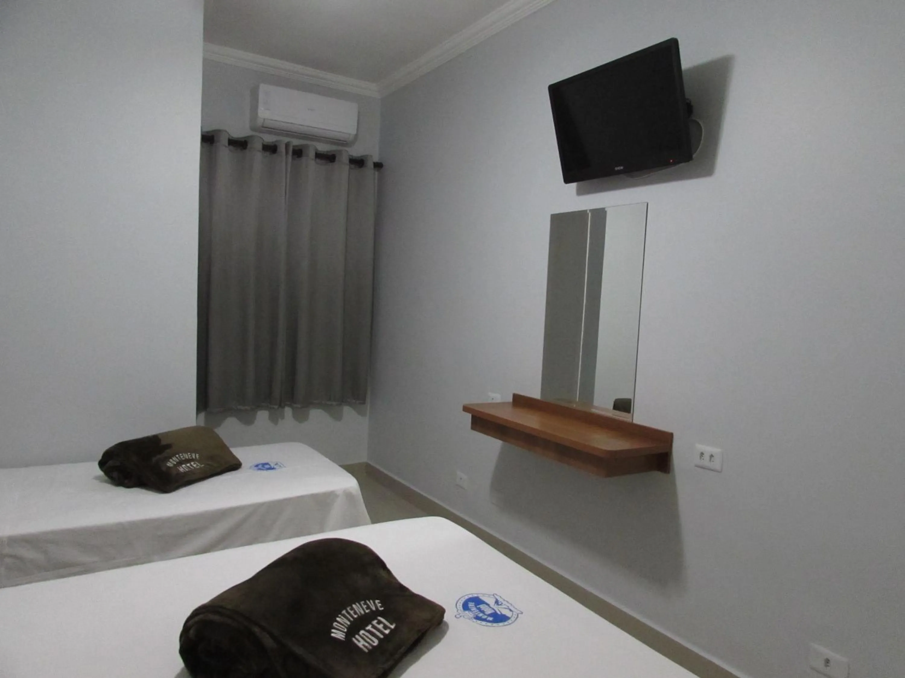 Bed in Hotel Monteneve