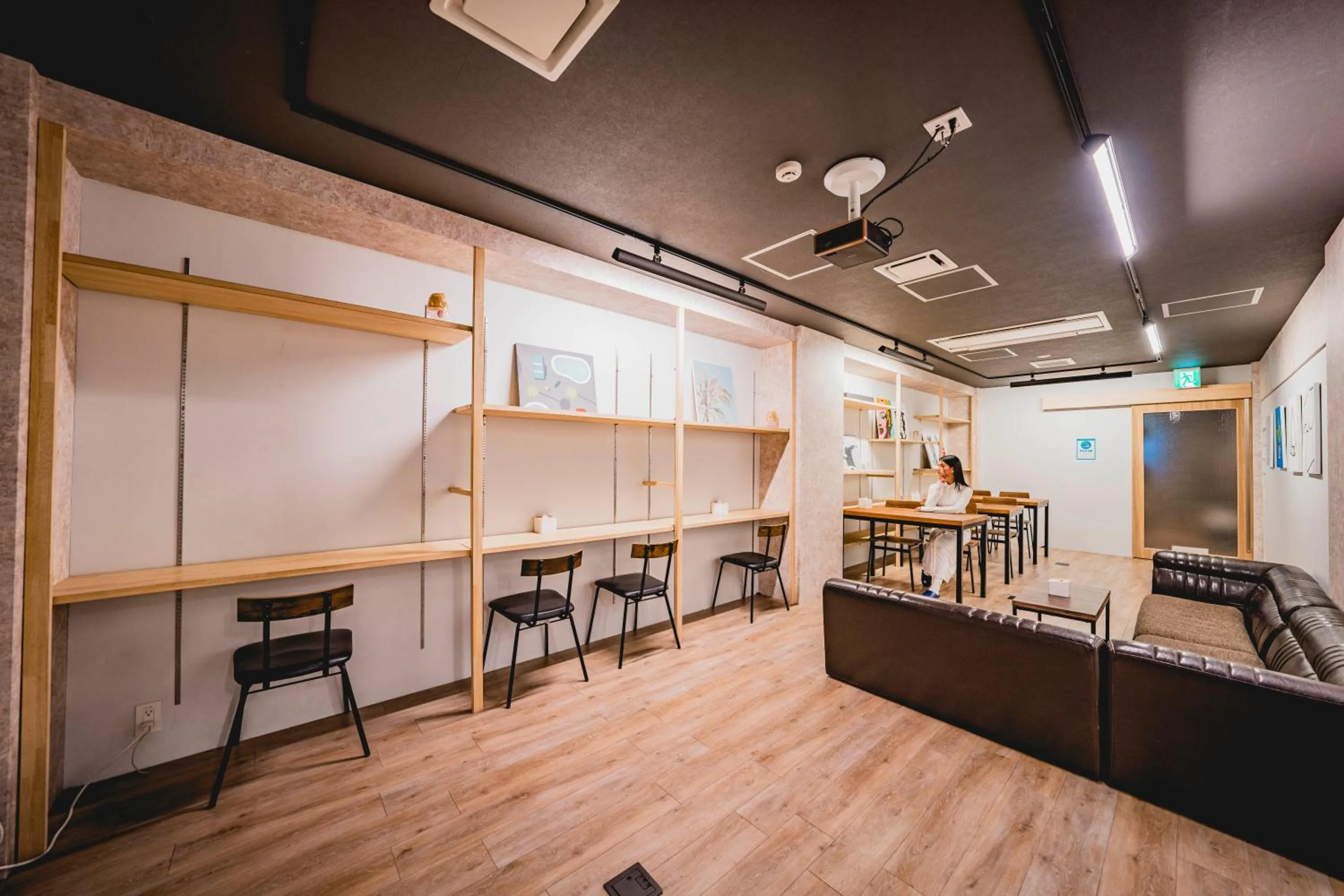 Communal lounge/ TV room in hotel atarayo osaka