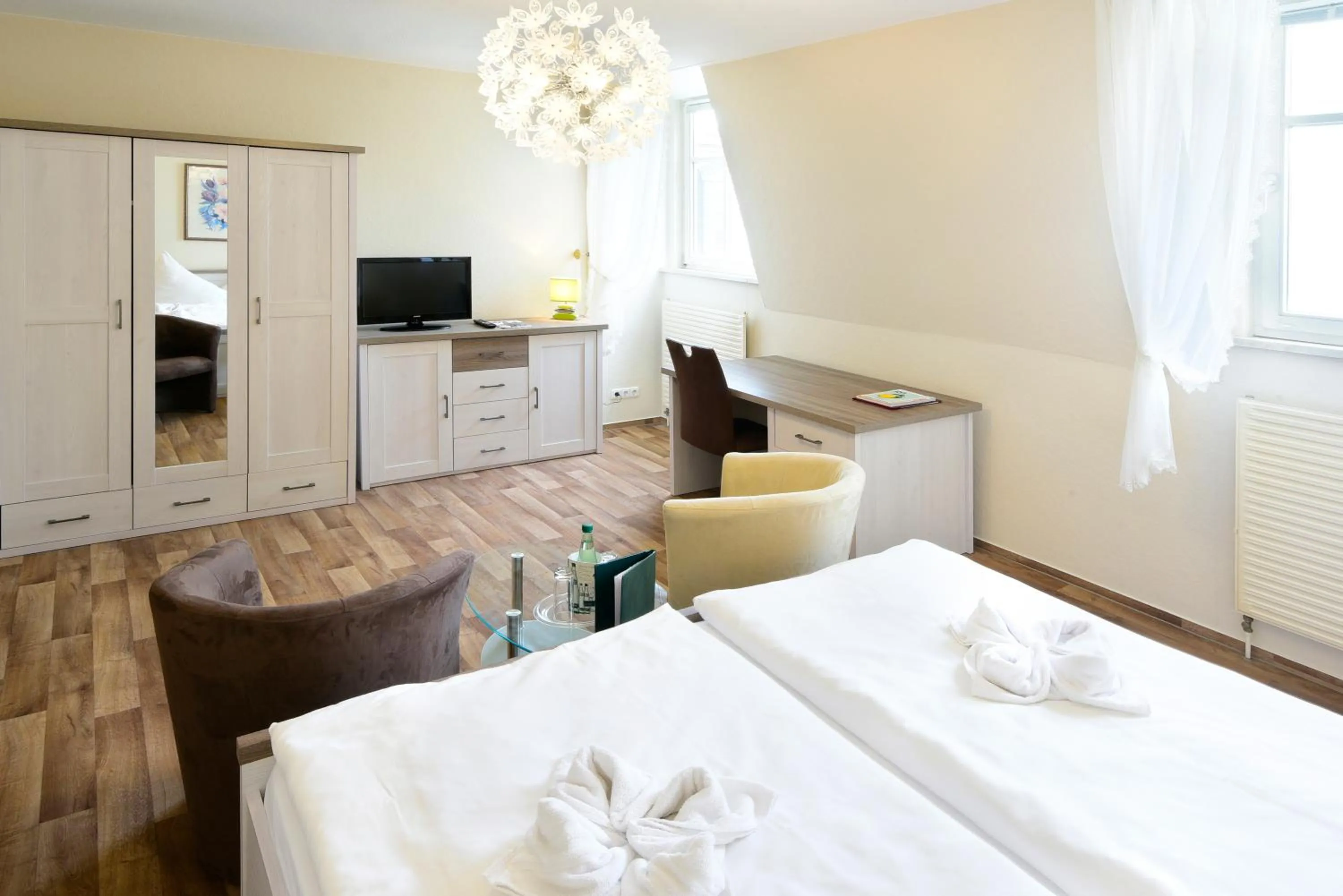 Photo of the whole room, Bed in Hotel Alexandra