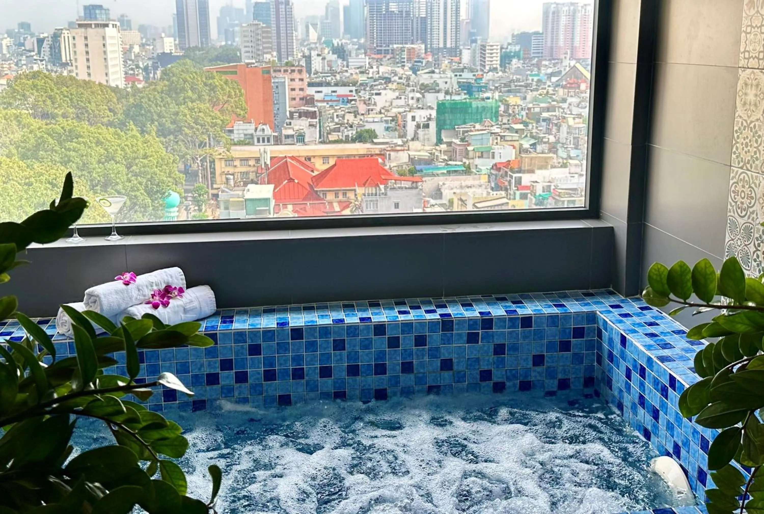 Pool view in Happy Life Green Hotel