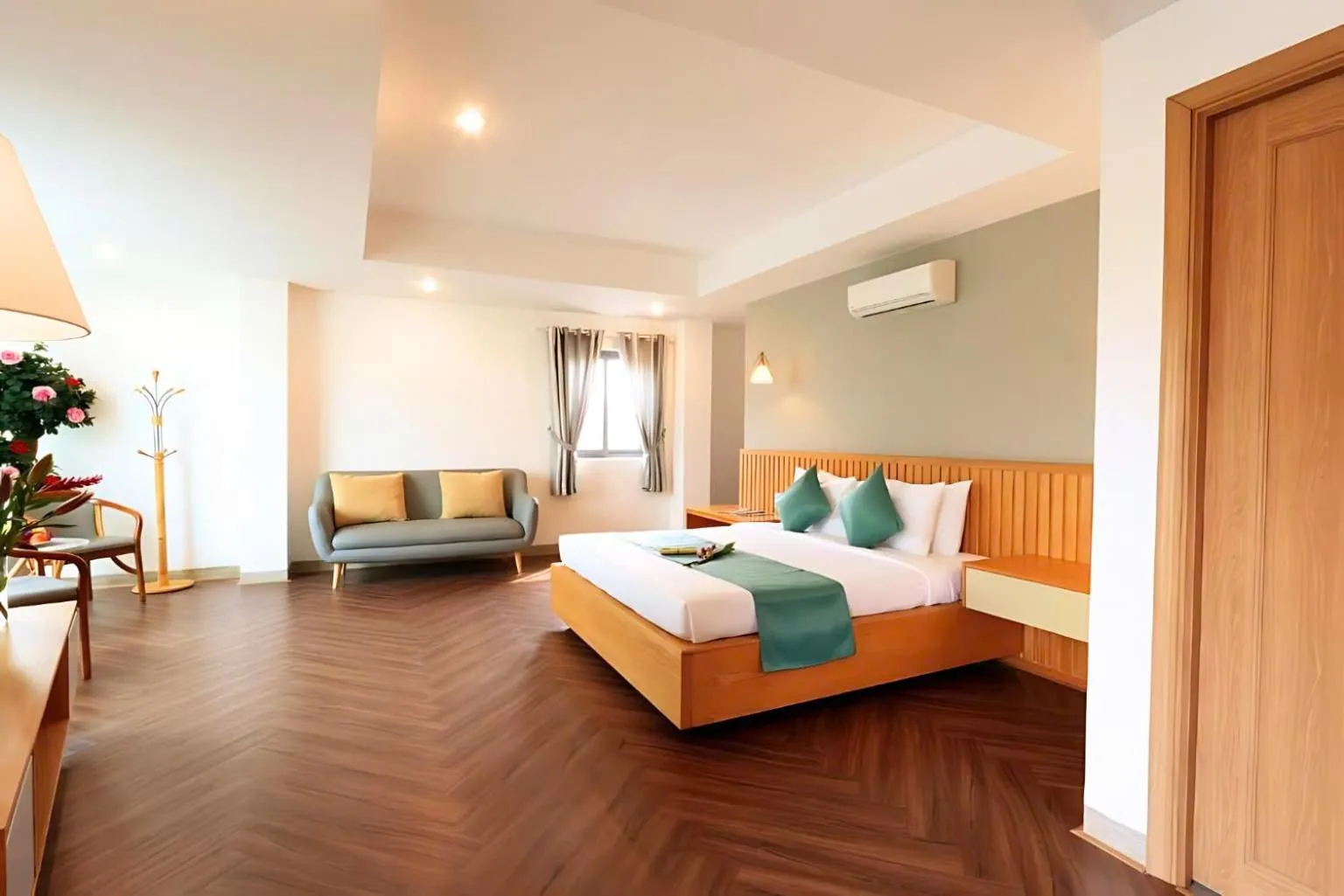 Bed in Happy Life Green Hotel