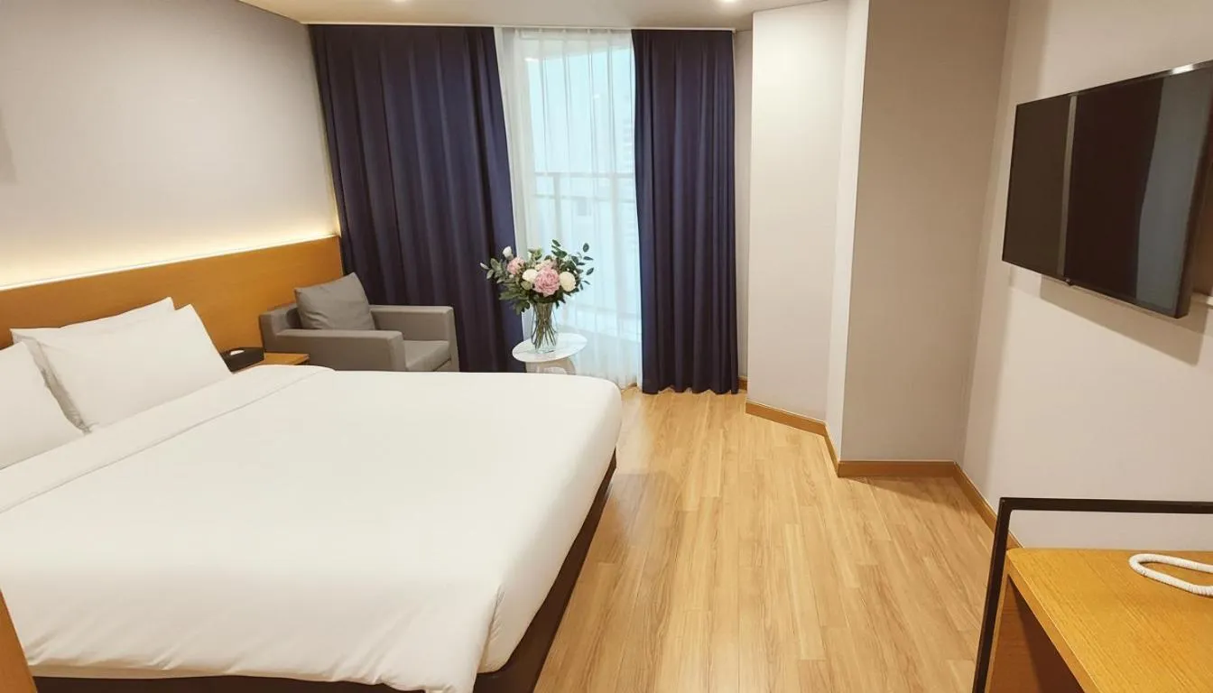 Decorative detail, Bed in Kwangsu Hotel Haeundae