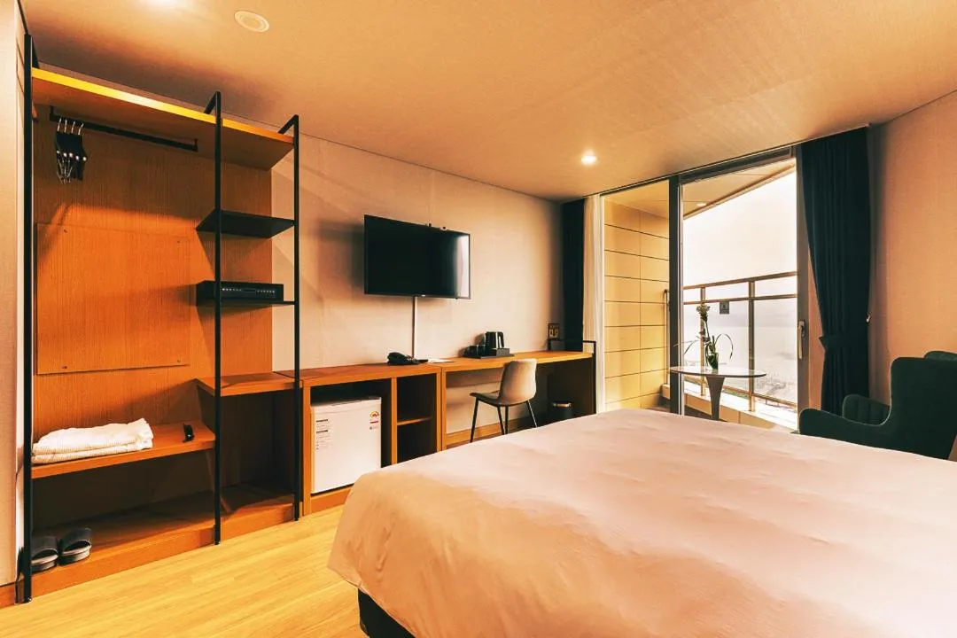 Bed in Kwangsu Hotel Haeundae