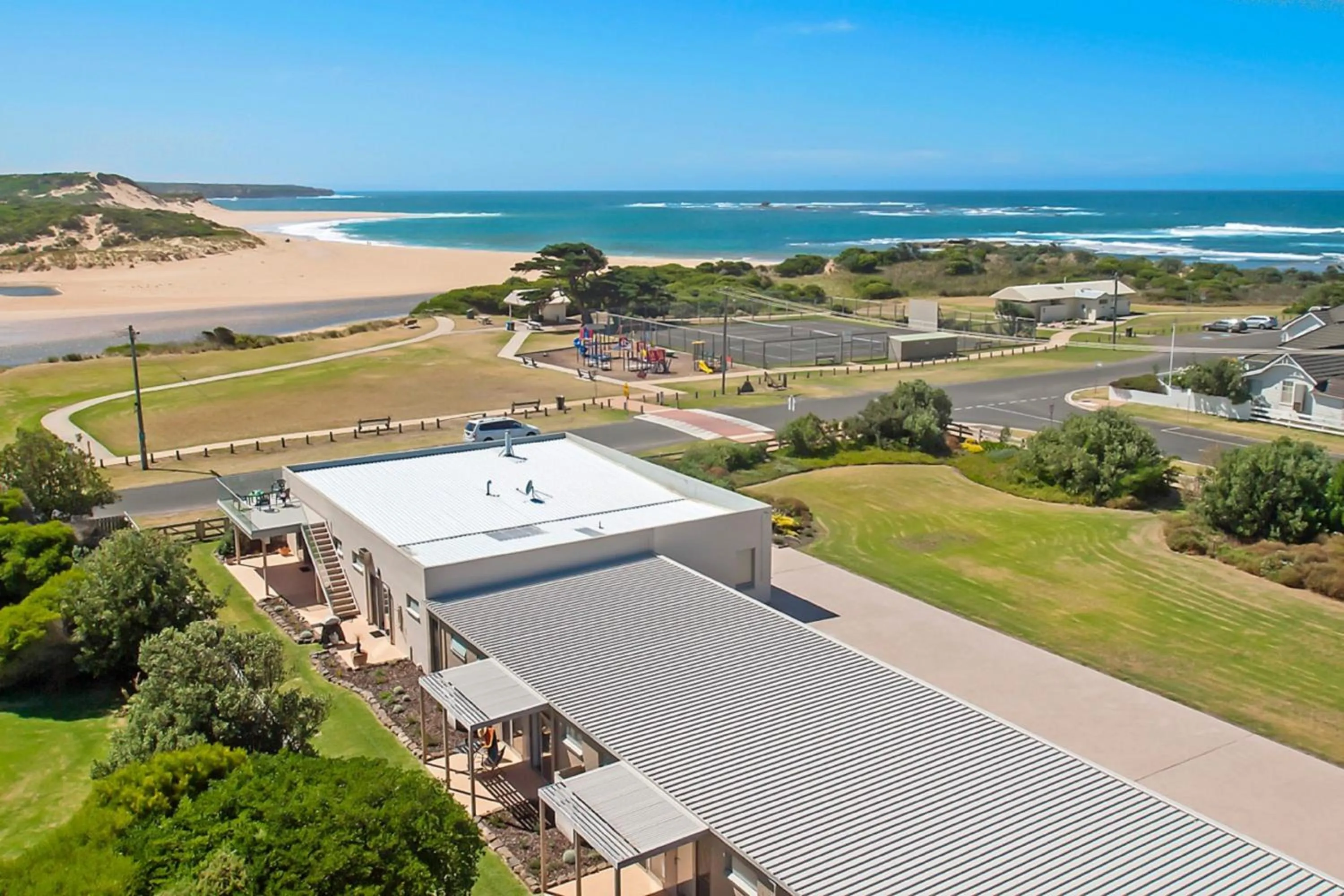 Natural landscape in Peterborough House
